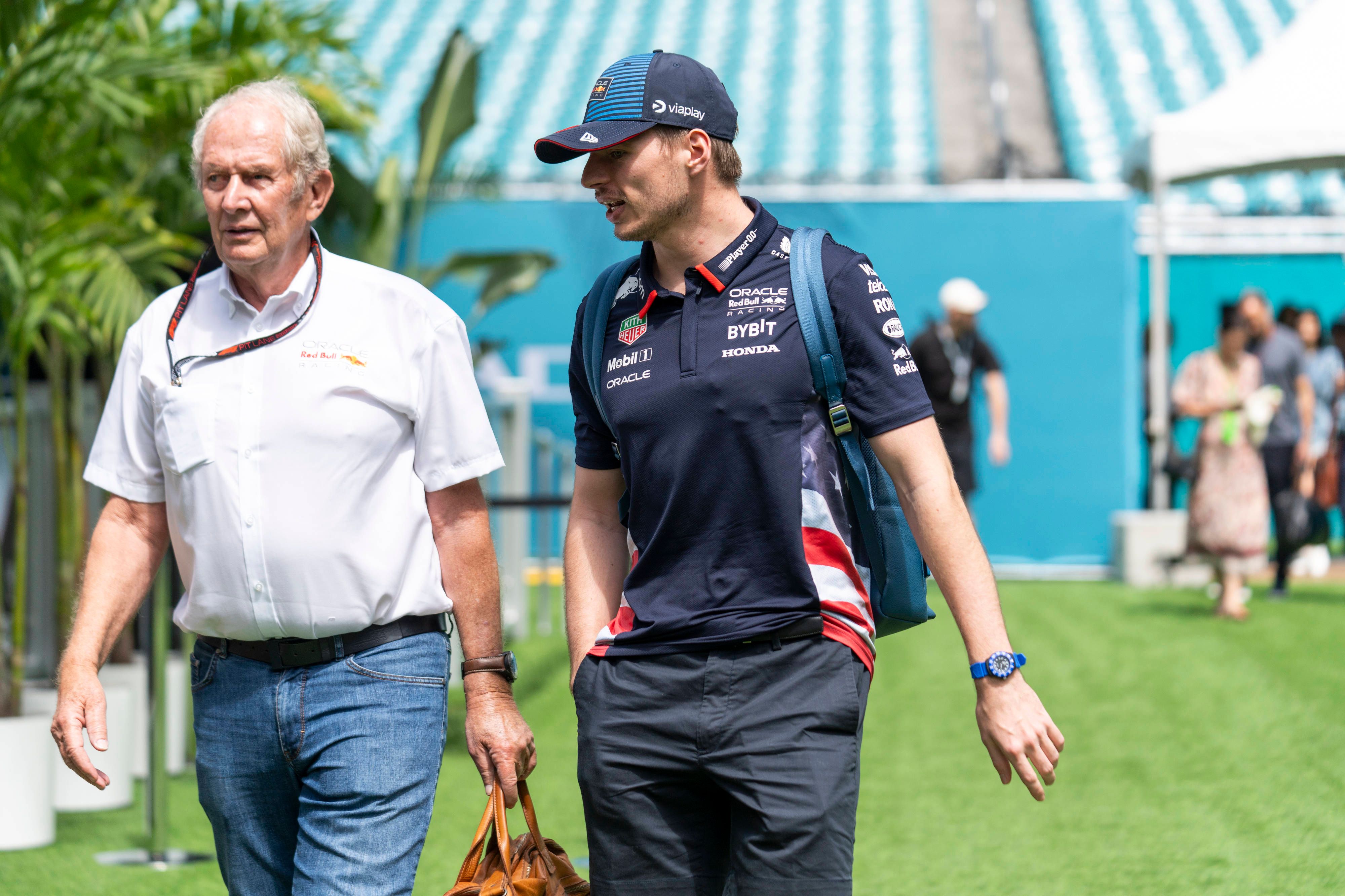 Helmut Marko verteidigt Max Verstappen.