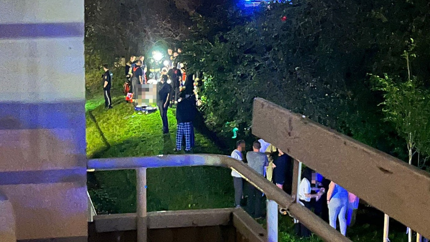 Mord-Alarm in Wien! Frau stürzt aus 6. Stock in den Tod