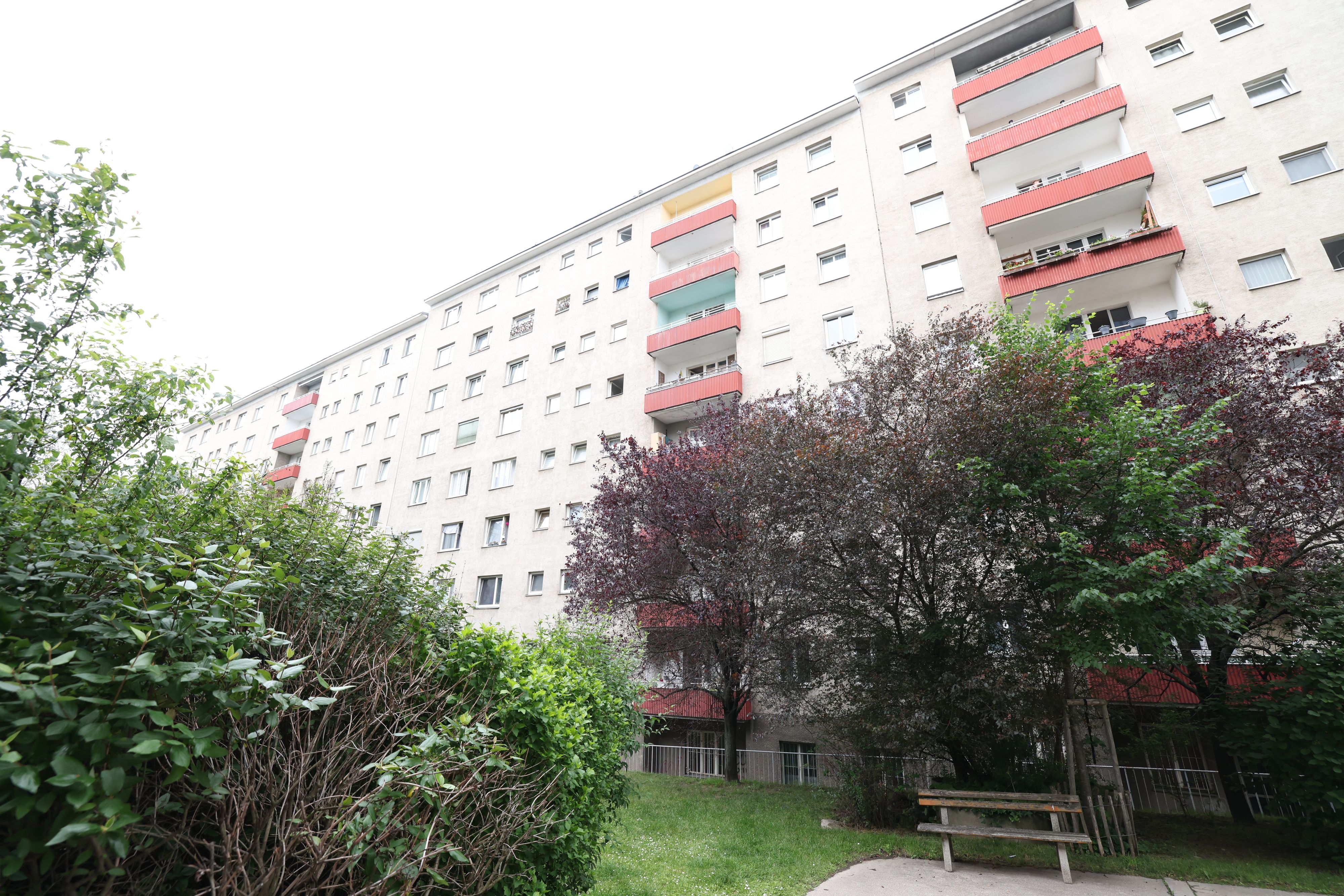 In diesem Gemeindebau in Wien-Penzing spielten sich dramatische Szenen ab.