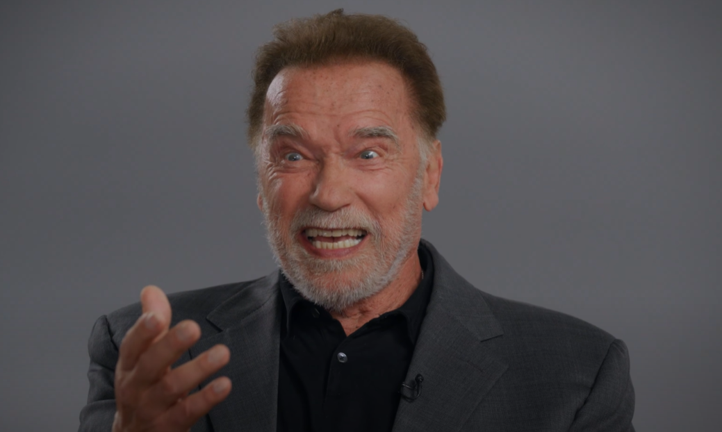 Arnold Schwarzenegger zeigte sich besonders offen in einem neuen Interview mit seinem Sohn.