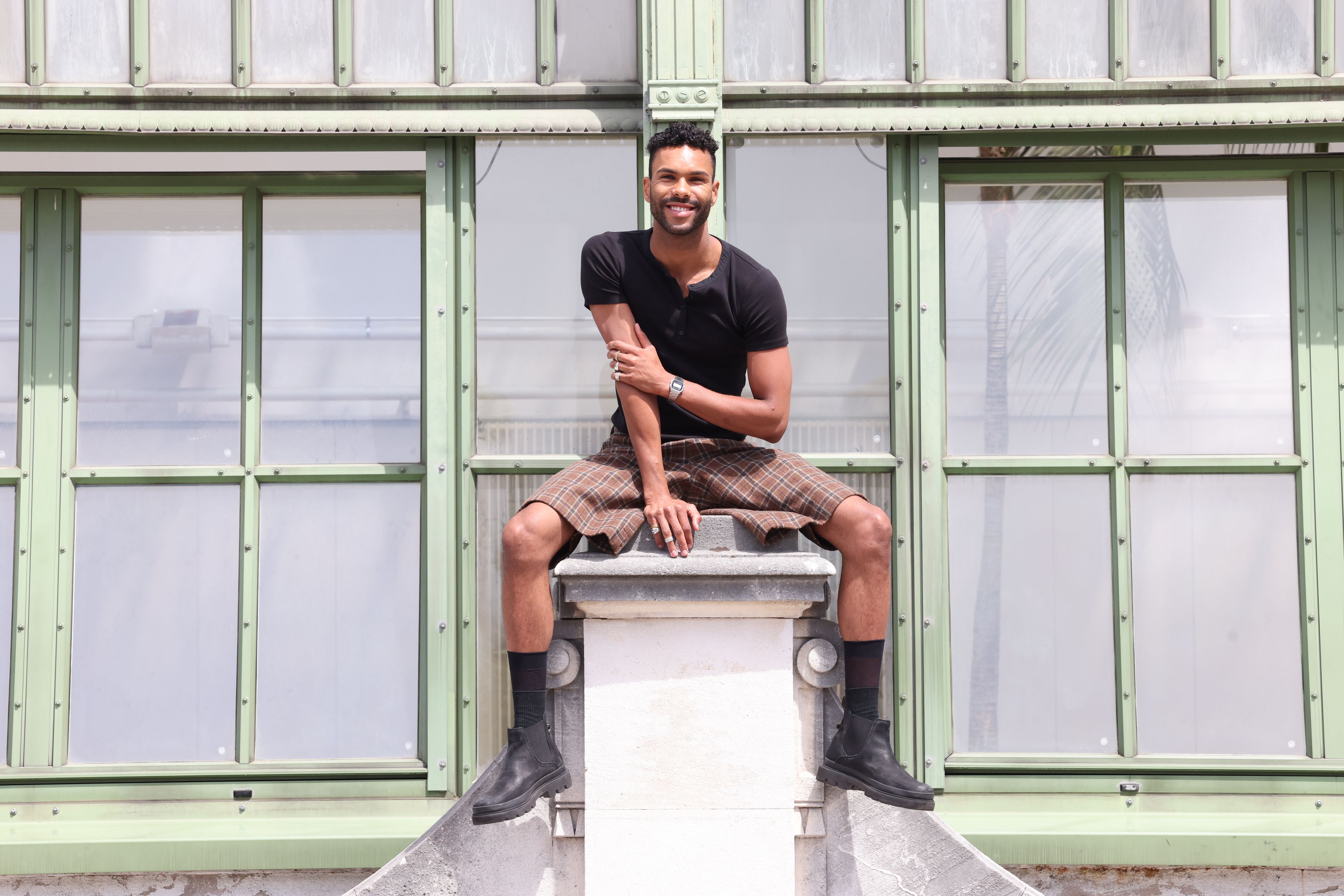 Eliob ist ein erfolgreiches Model.