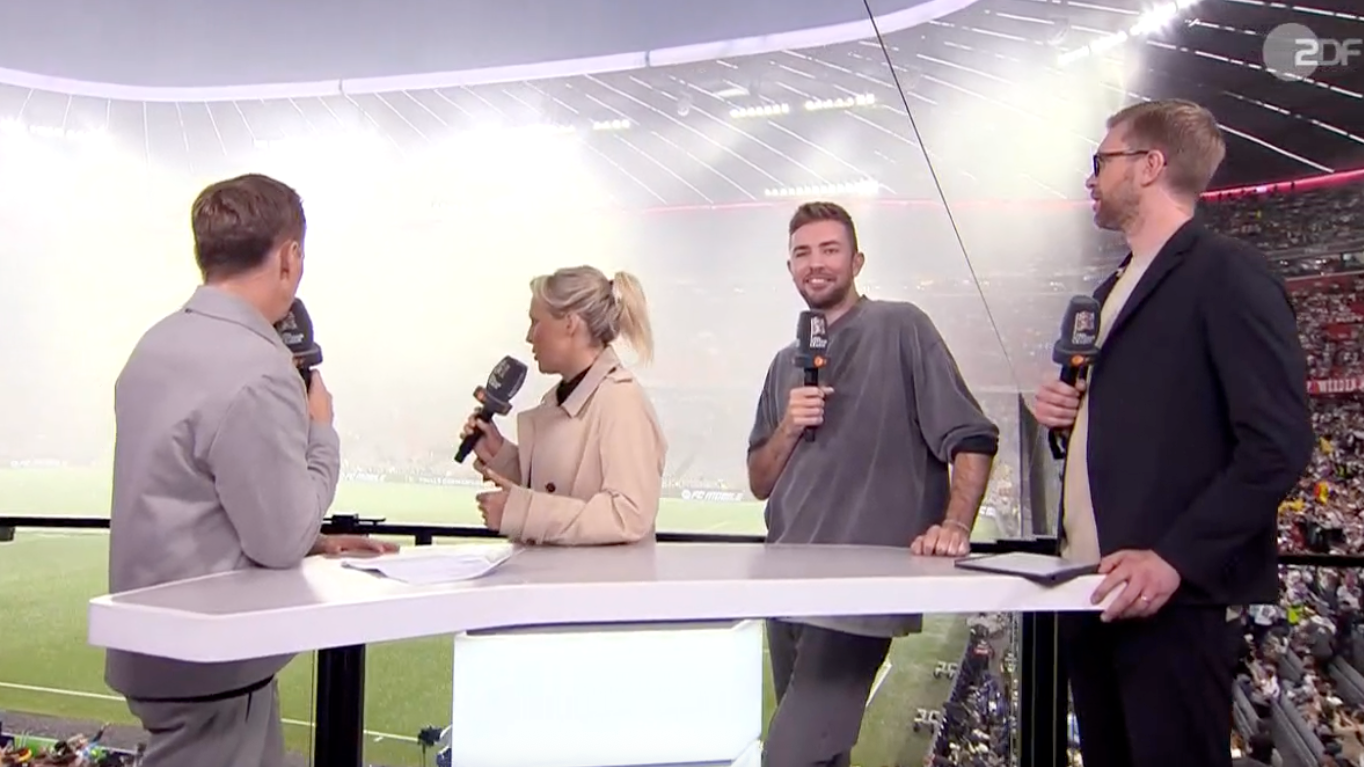 Heute.at - Mega-Hagelkörner sorgen für Chaos vor Deutschland-Hit