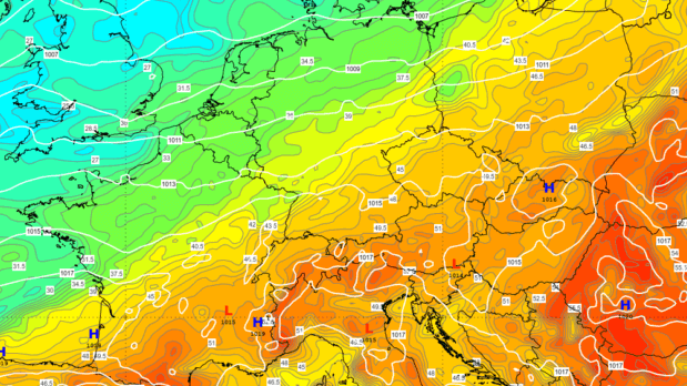 Eine Luftmassengrenze liegt bis Samstag quer über Mitteleuropa
