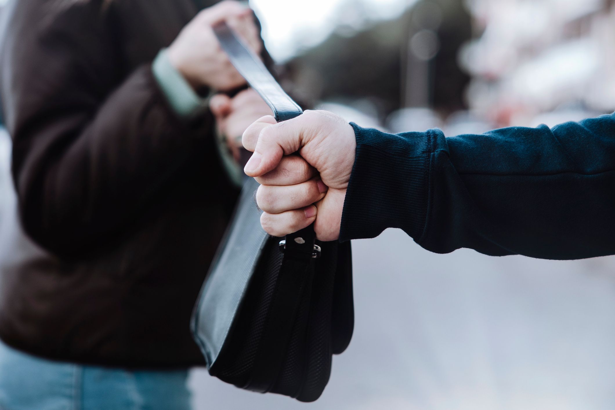 Neue Zahlen beunruhigen: Die Zahl der verurteilten jugendlichen Gewalttäter ist deutlichgestiegen. (Symbolbild)