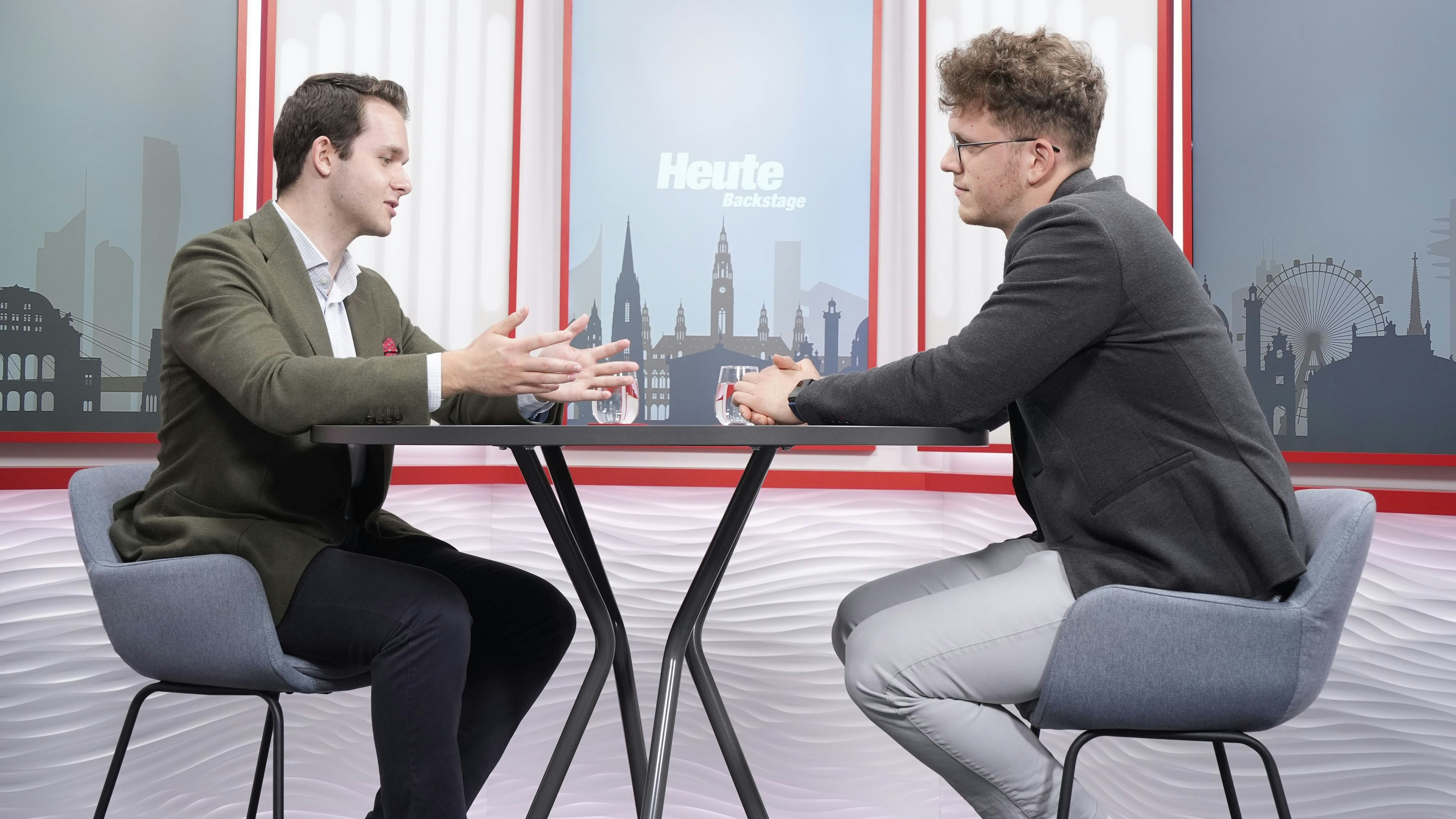 ÖVP-Kluchef Zierfuß (l.): "In diesem Fall offenkundiger Frotzelei unseres Staates verlangen wir volle Aufklärung."