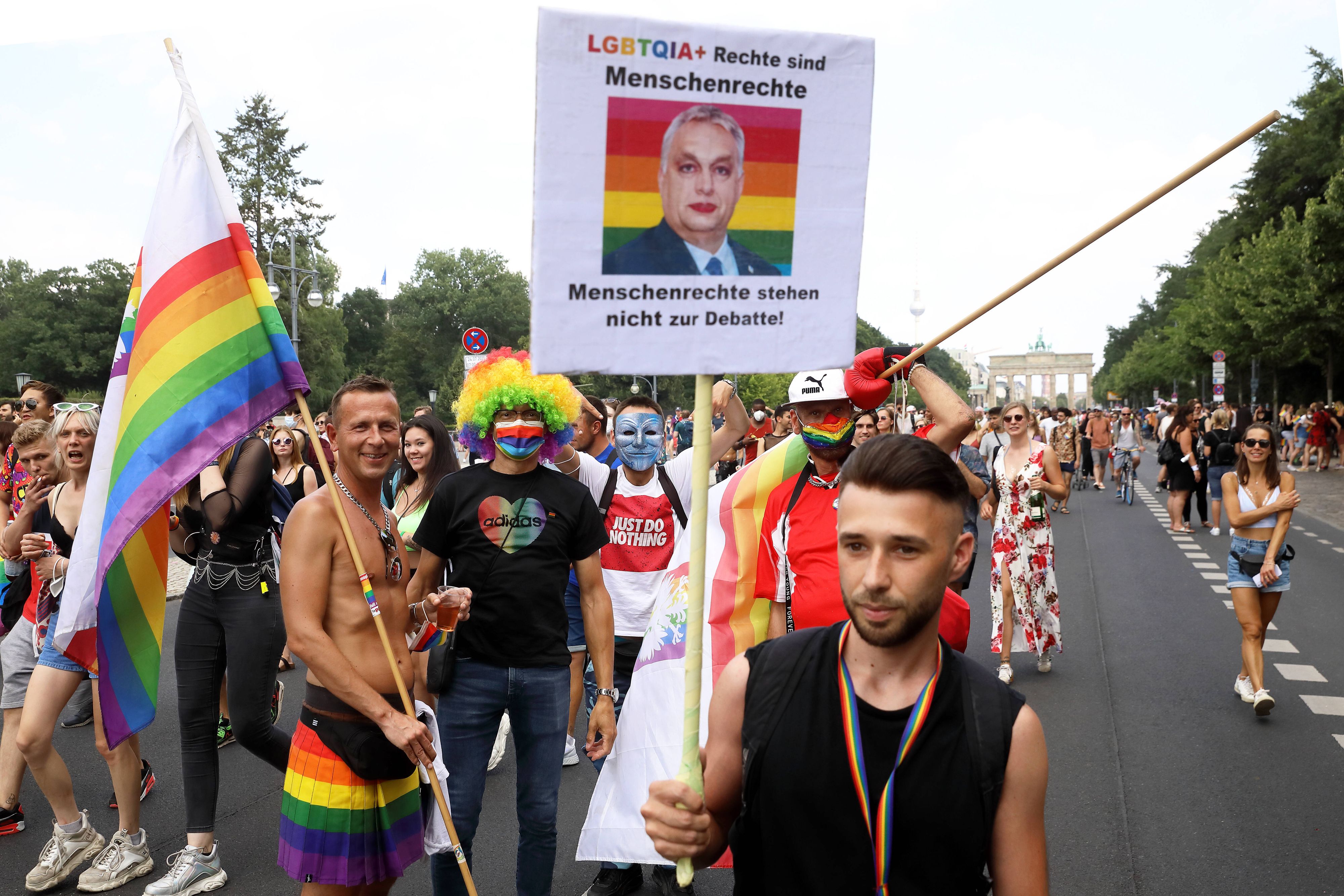 Bereits in der Vergangenheit stand Orban für seine LGBTQ-feindliche Politik in der Kritik.