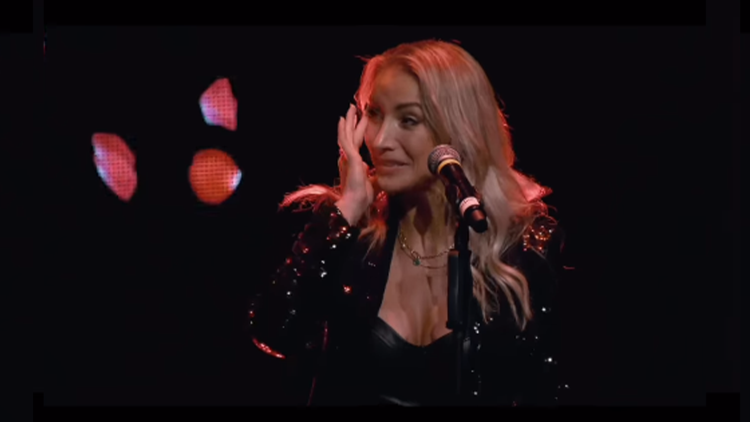 Anna-Carina Woitschack zeigte sich emotional.