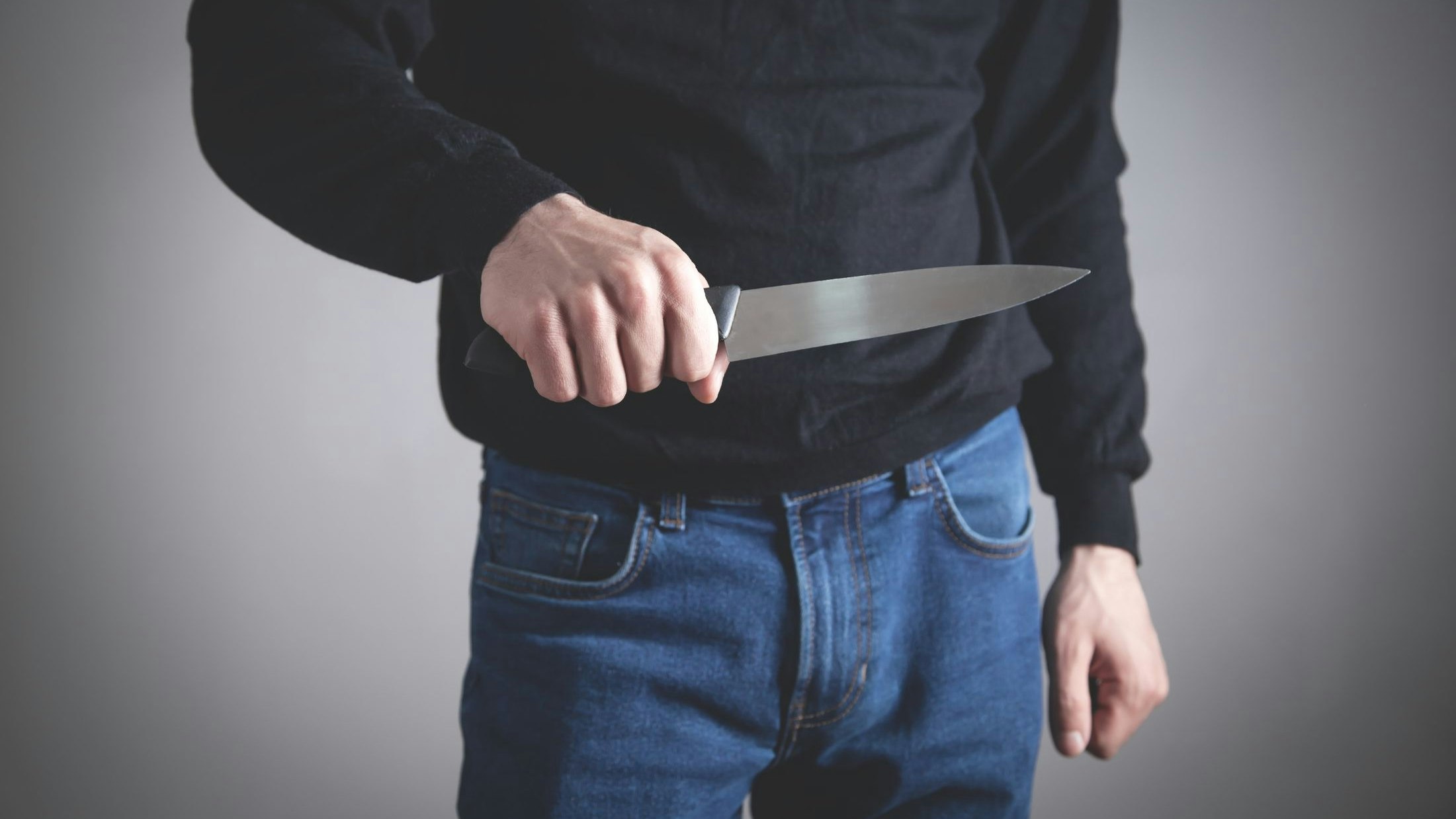Heute.at - Messer-Junior (19) raubt eigene Mutter daheim aus