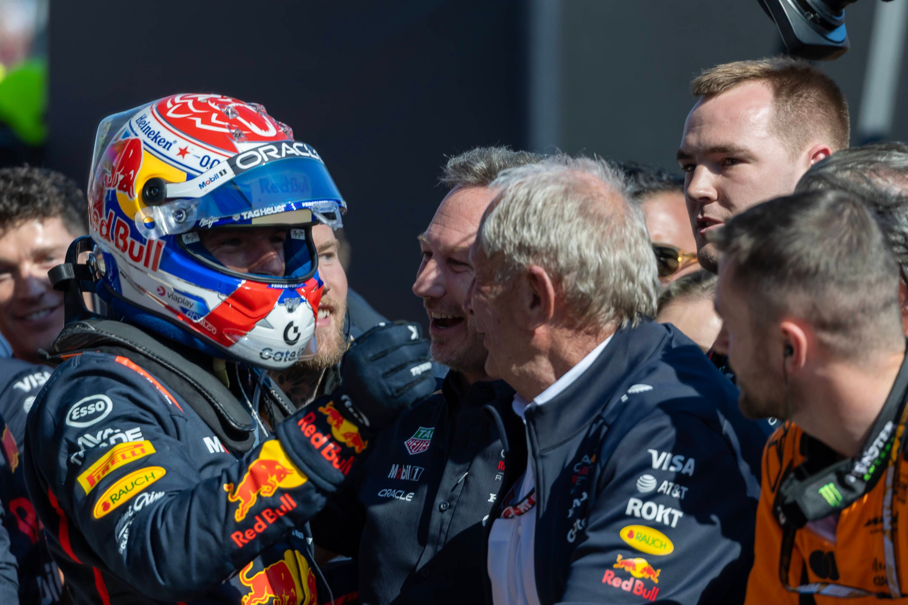 Red-Bull-Berater Helmut Marko und Star Max Verstappen. 