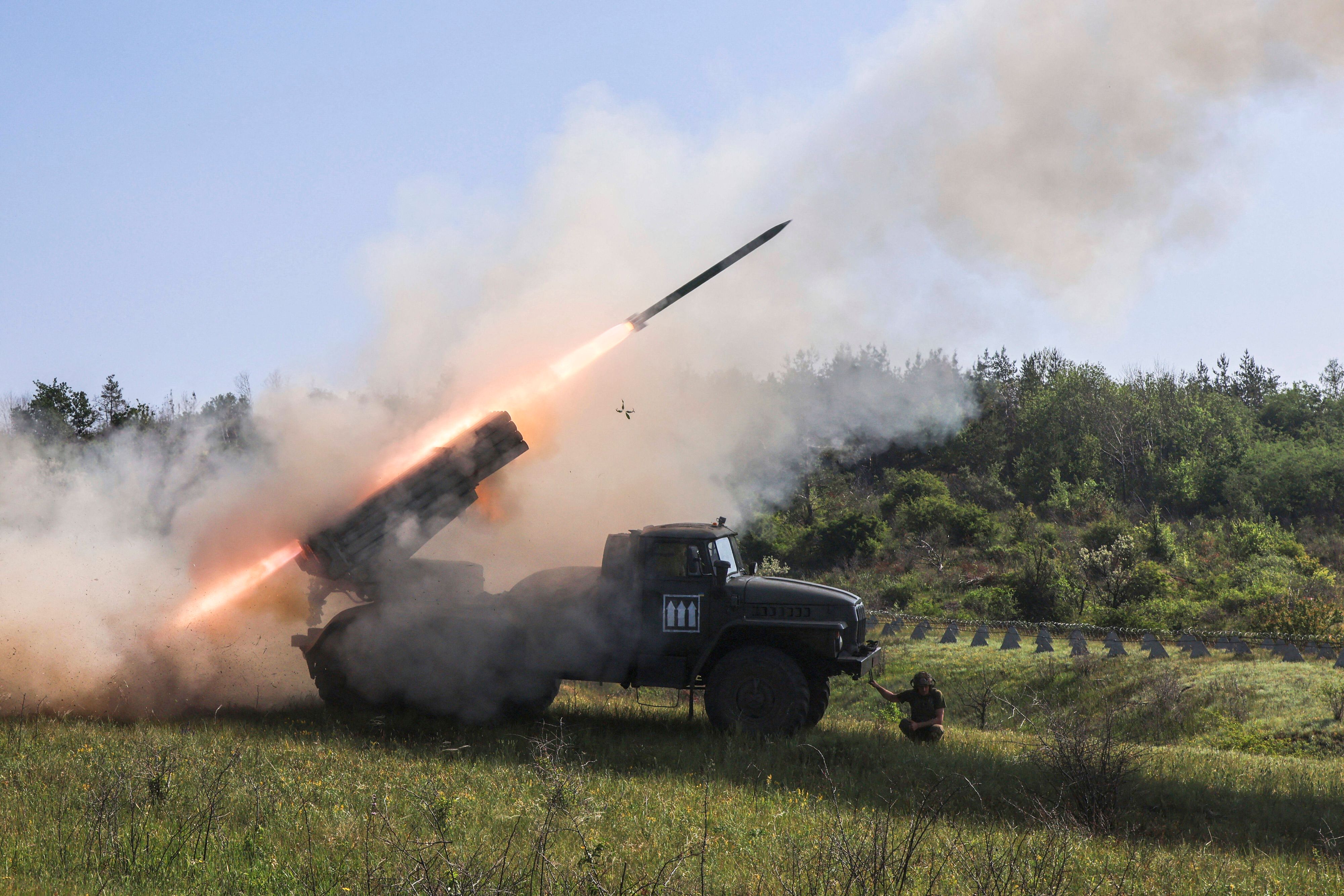 Russische und ukrainische Soldaten liefern sich Kämpfe in der Region Dnipropetrowsk. (Symbolbild)