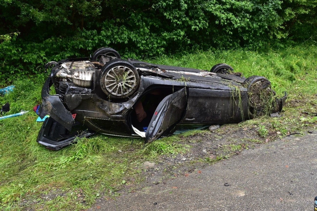 Im Zuge der Unfallerhebungen des Verkehrsunfallkommandos stellte sich heraus, dass der 46-Jährige eine Alkoholisierung von etwa 0,9 Promille aufwies