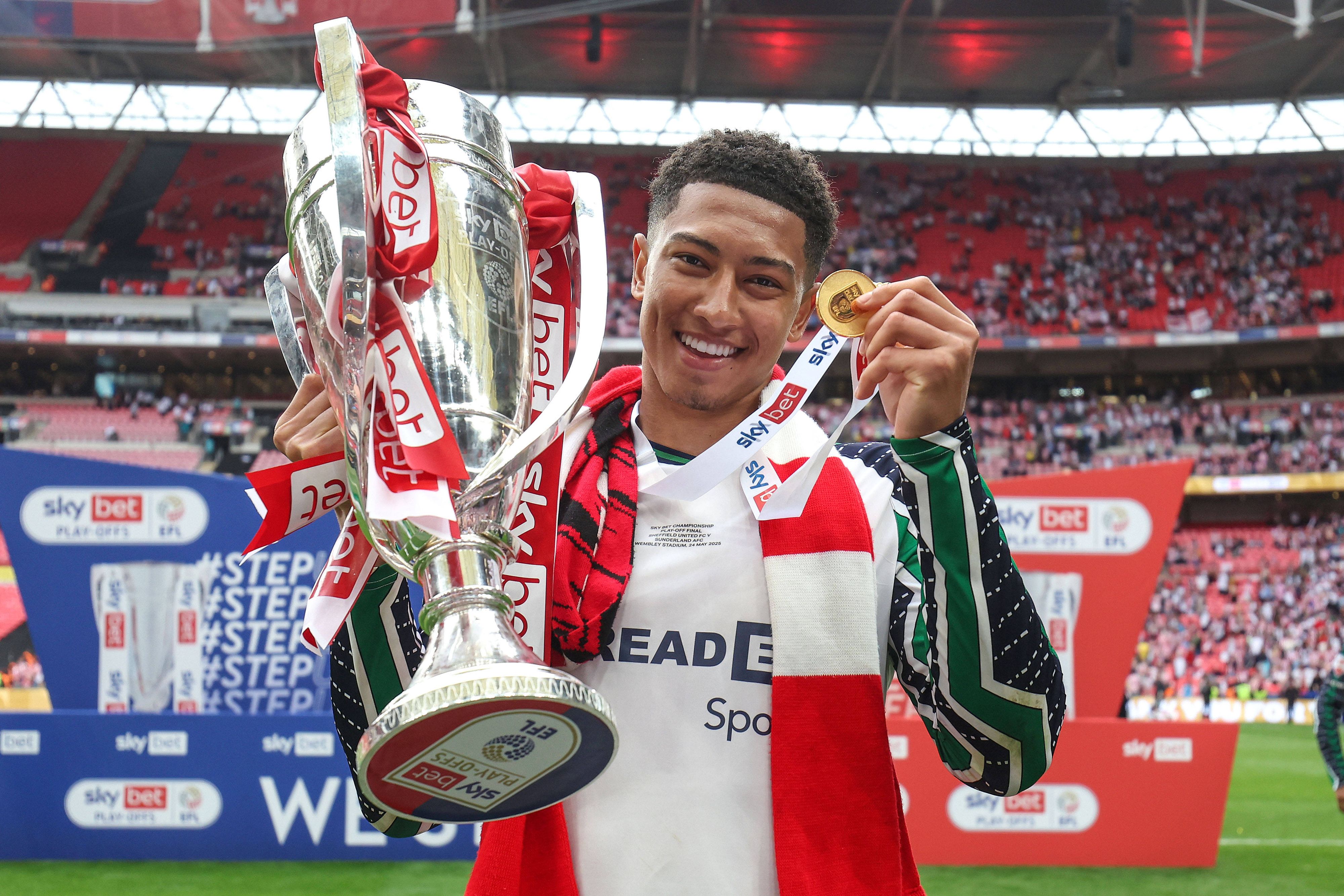 Jobe Bellingham wechselt zu Borussia Dortmund. 