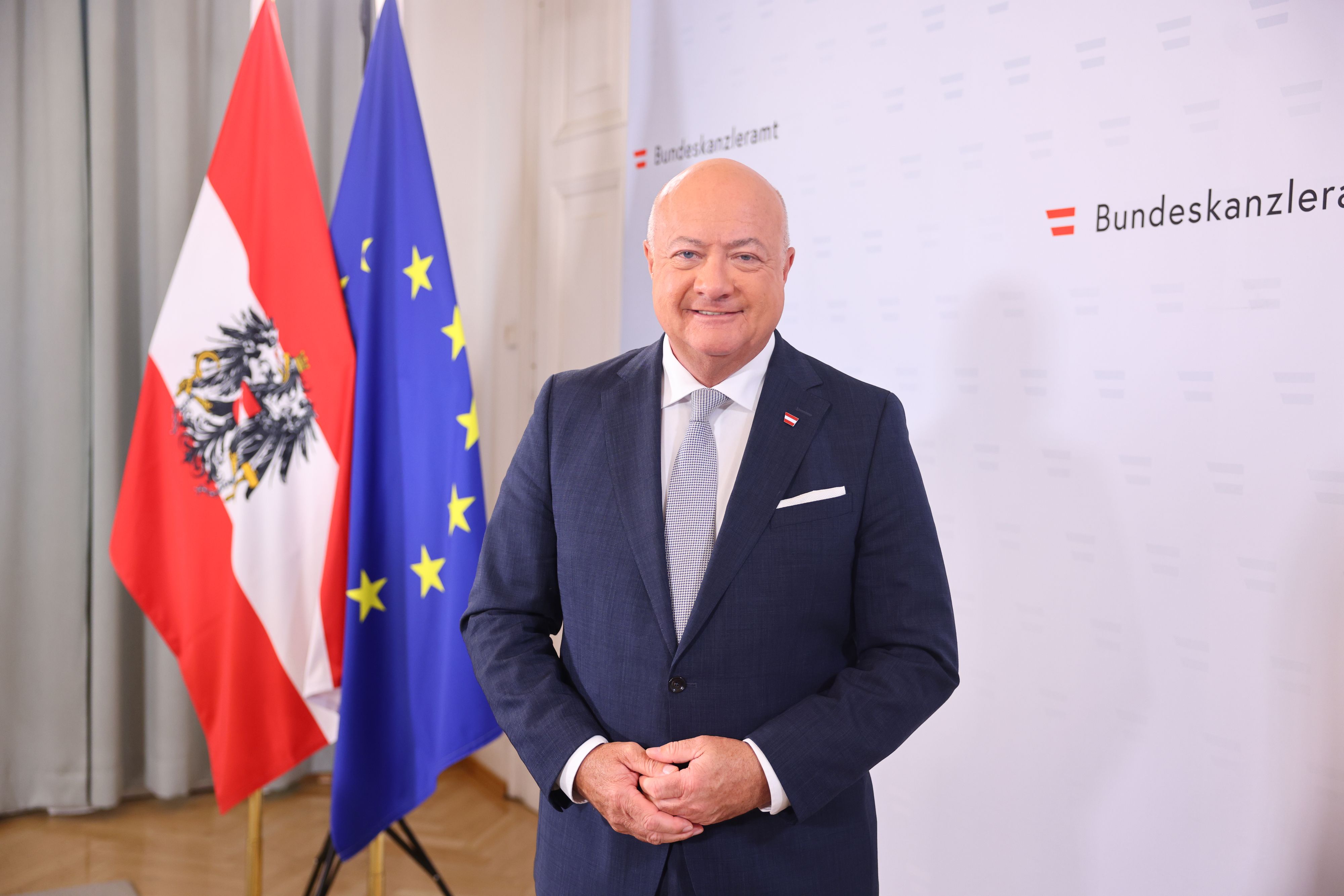 Christian Stocker (ÖVP) steht seit 100 Tagen an der Spitze der schwarz-rot-pinken Bundesregierung.