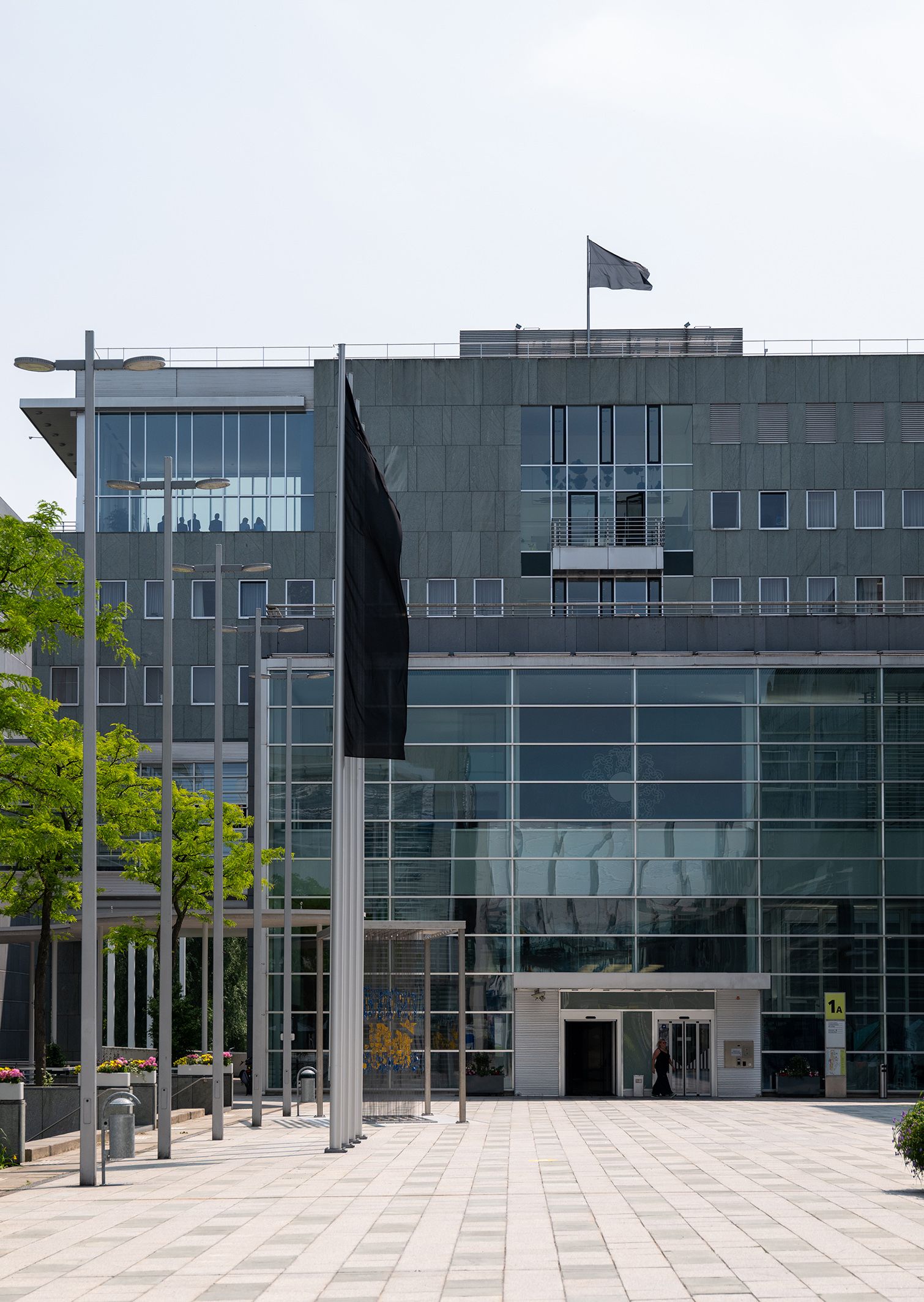 NÖ Landhaus in St. Pölten: Trauerbeflaggung 