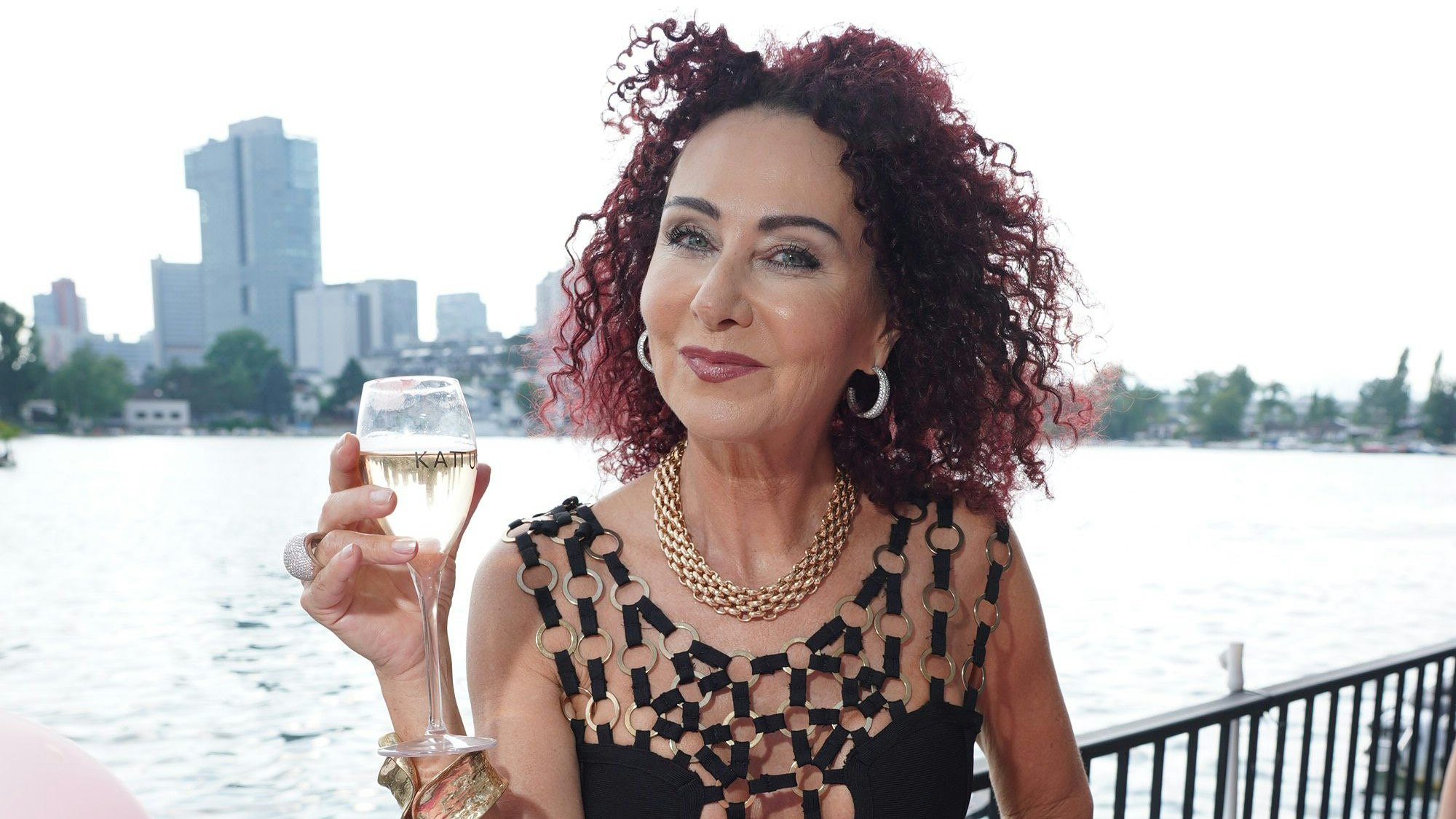 Heute.at - Mausi Lugner: Zeichen, mich zurückzunehmen