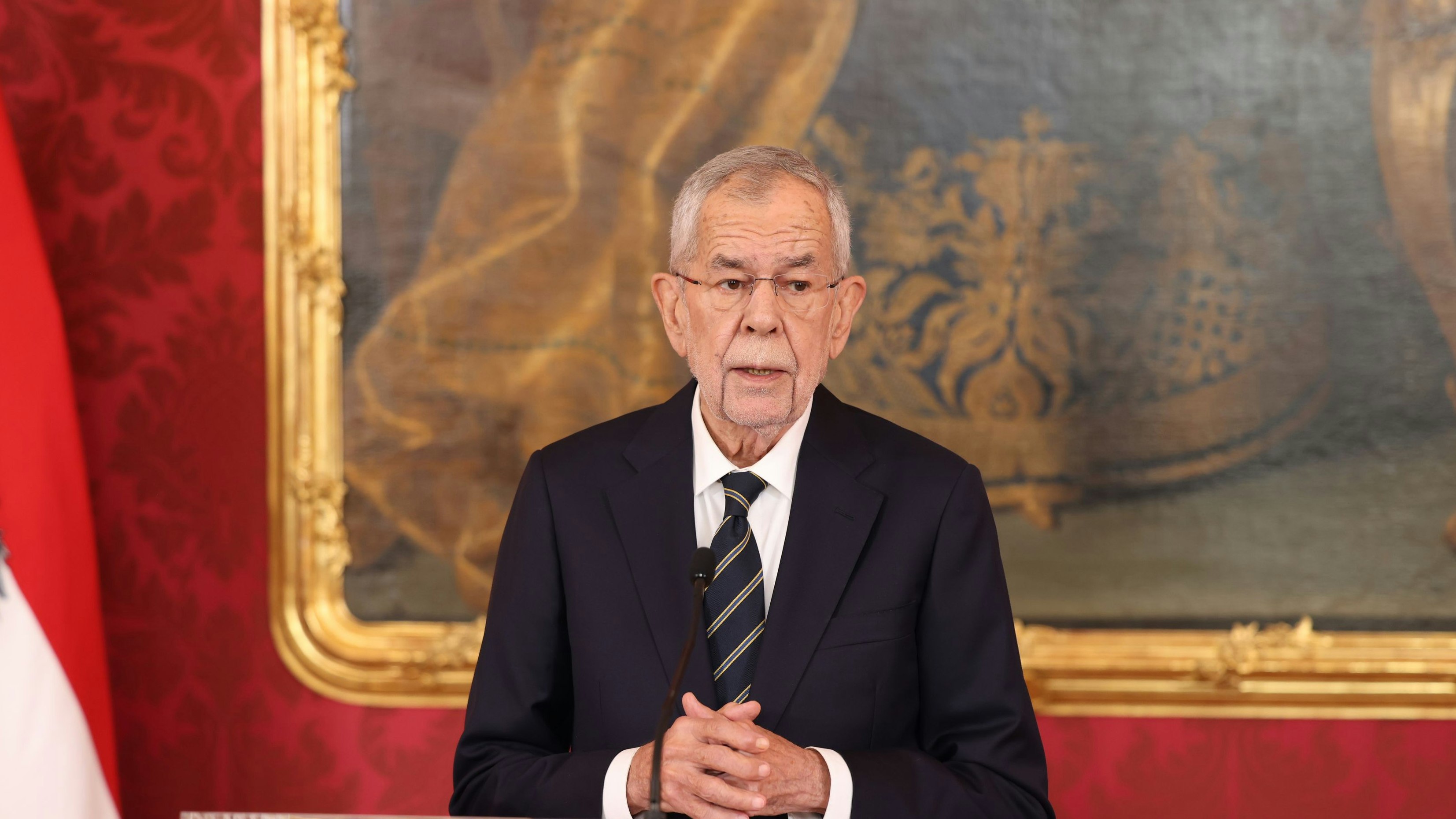 Heute.at - Genau beobachten: Van der Bellen zur Causa Persmanhof