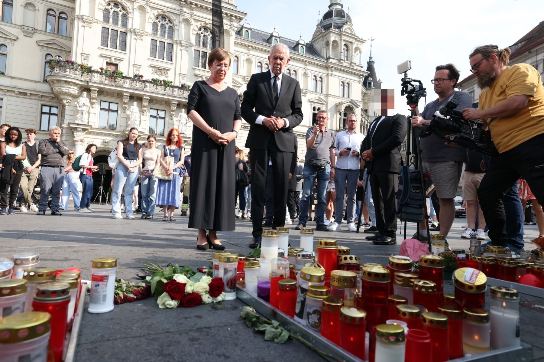Bundespräsident Alexander Van der Bellen am Grazer Rathausplatz.
