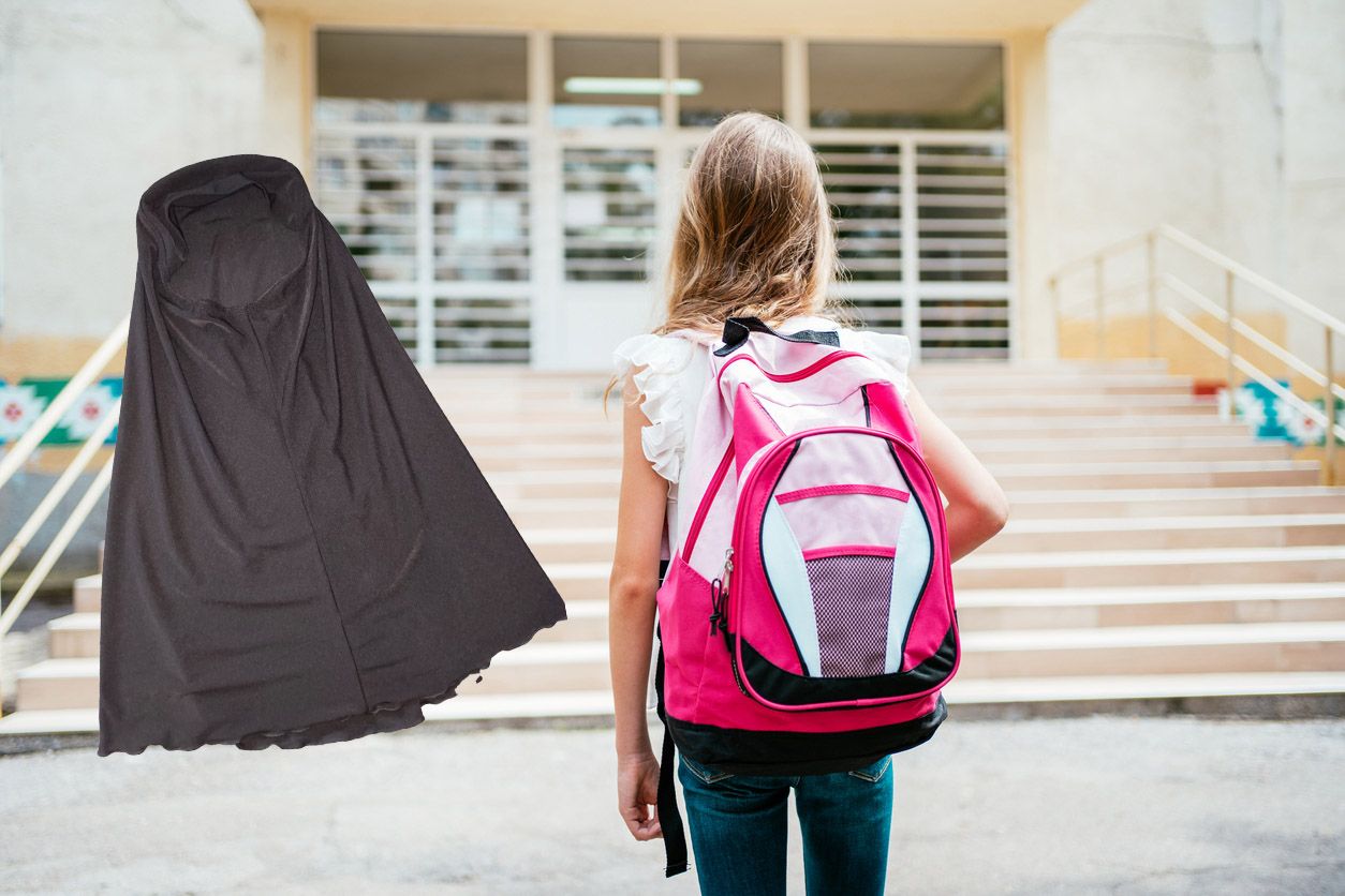 Mila (10) kam mit einem Hidschab von einem Moschee-Besuch zurück. (Symbolbild)