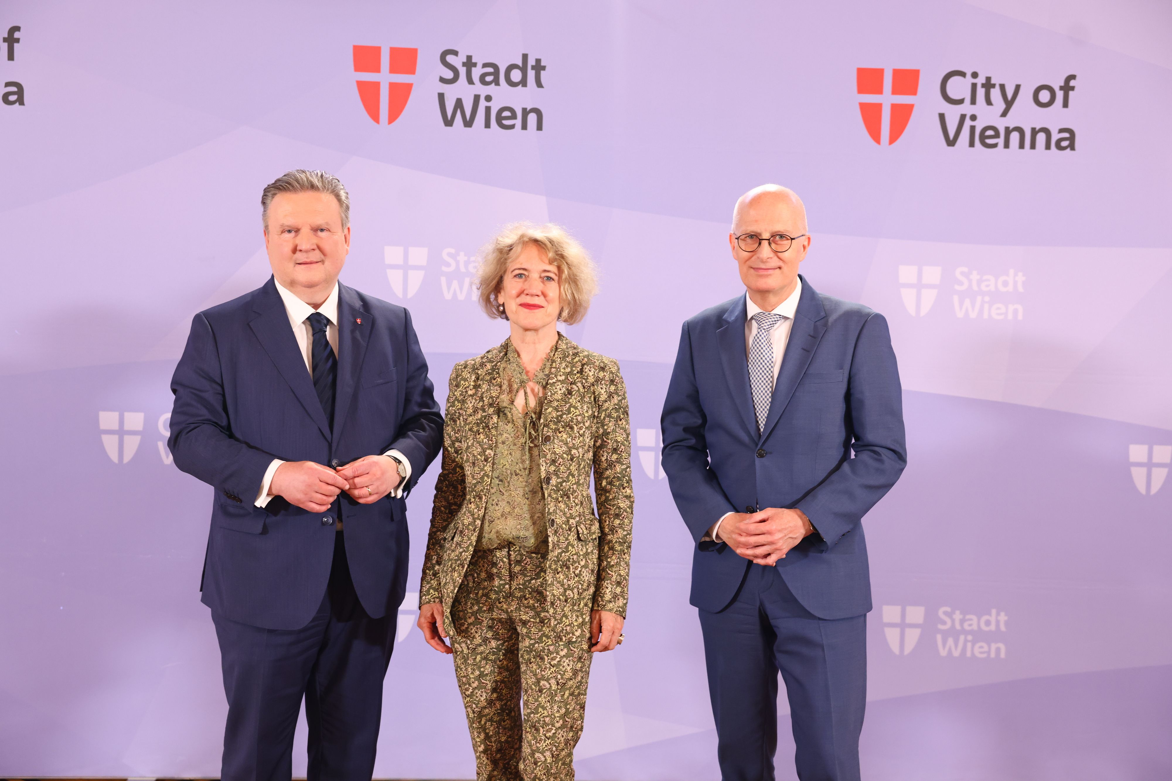 Wiens Bürgermeister Michael Ludwig, Zürichs Stadtpräsidentin Corine Mauch und Hamburgs Erster Bürgermeister Peter Tschentscher (v.l.).