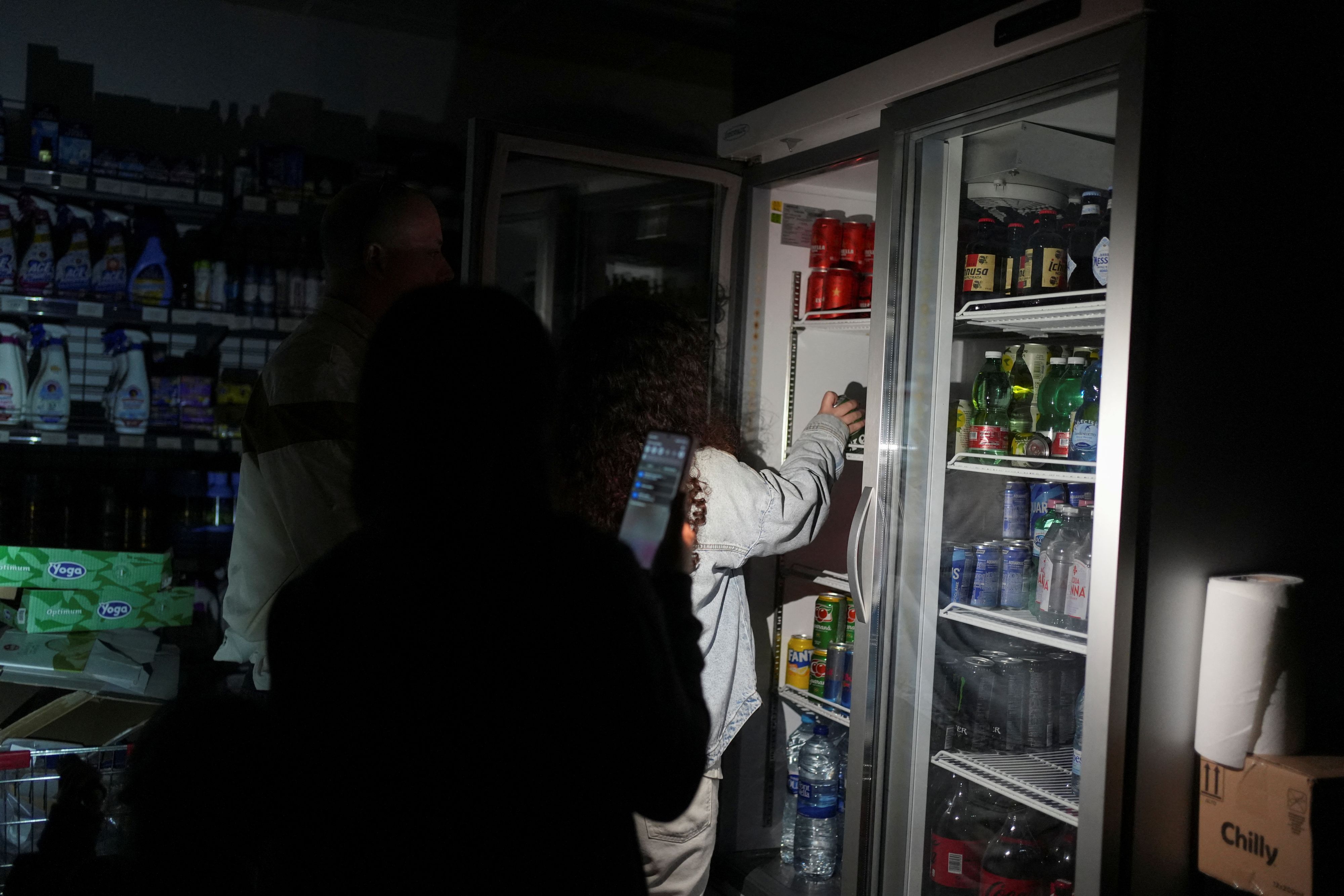 Schon wieder gingen in Spanien, dieses Mal auf der Insel La Palma, die Lichter aus.