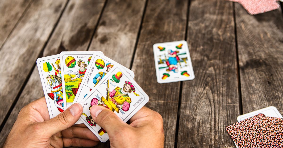 Früher im Beisl, jetzt auf Länderspiel-Niveau: Schnapsen hat's bis zum Nationencup geschafft.