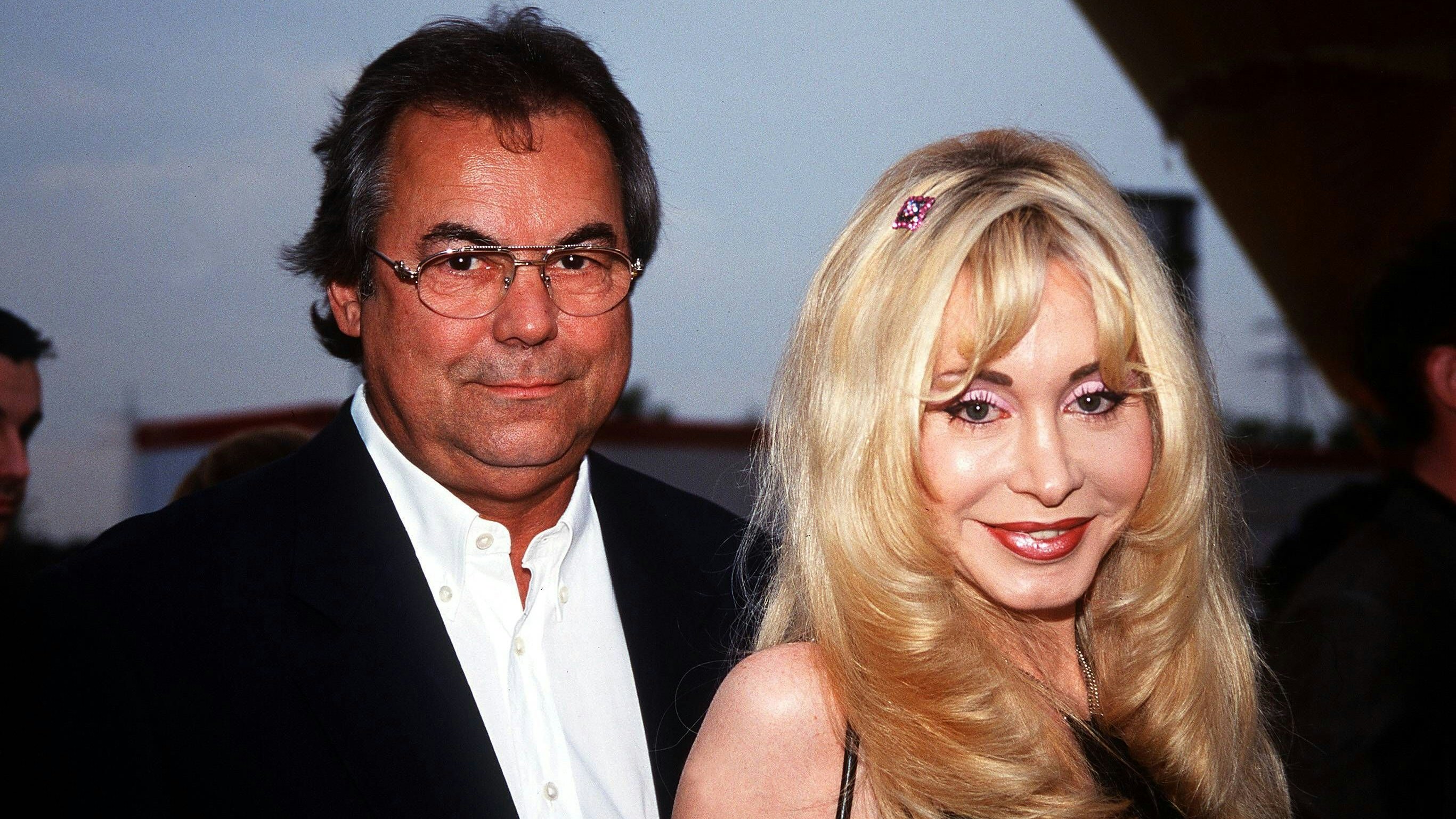 Heute.at - Ganz komisch – Dolly Buster findet Ehemann tot auf