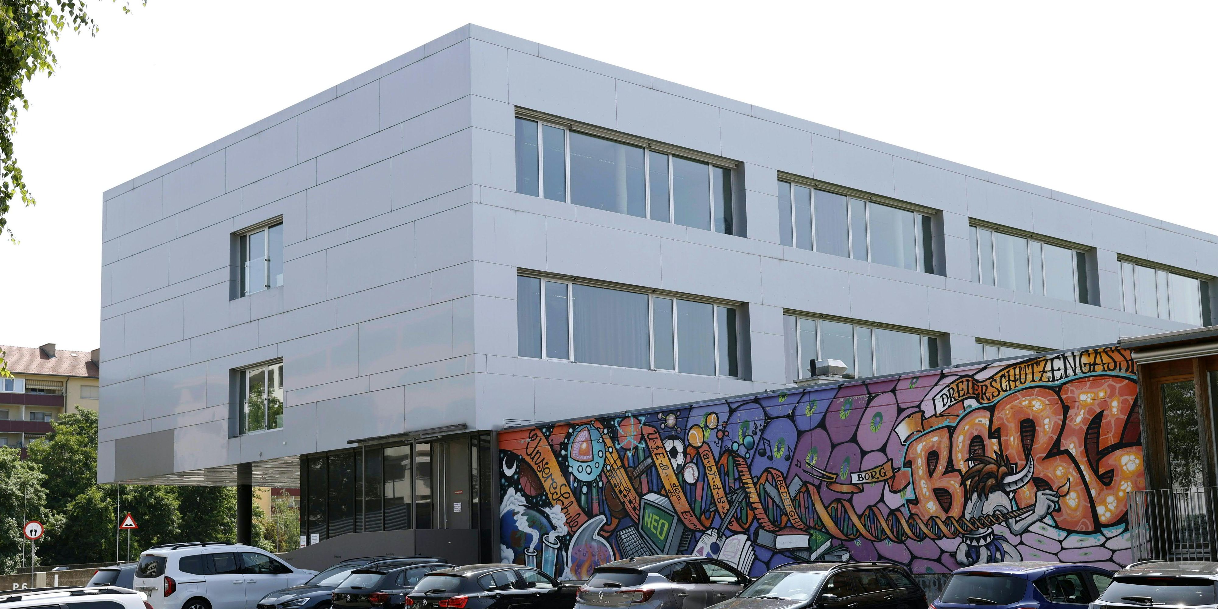 Schüler des BORG Dreierschützengasse müssen dieses Jahr keine mündliche Matura ablegen