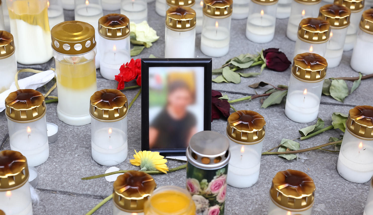 Heute.at - Wir sind alle betroffen – Menschen trauern gemeinsam