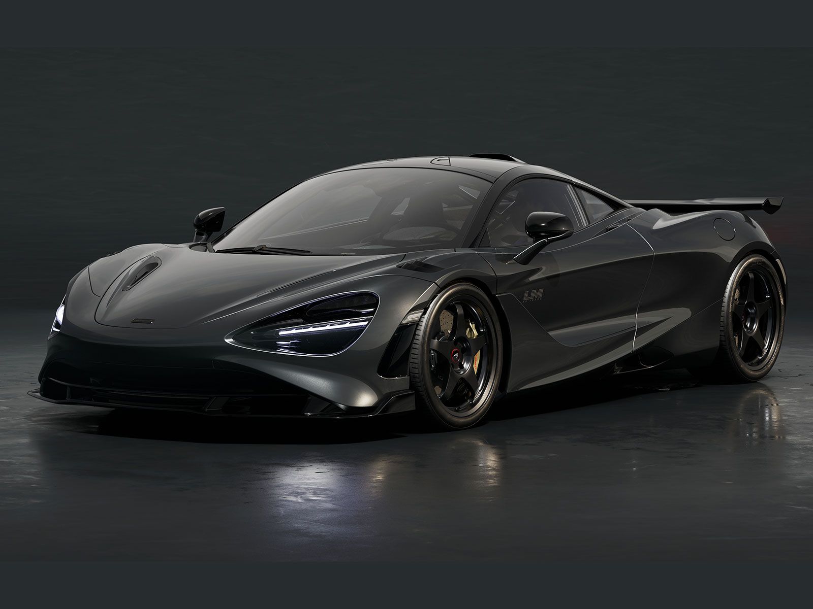 Eine spezielle Le Mans-Prägung in den Kopfstützen und spezielle Fußmatten sowie die individuelle Le Mans-Widmungsplakette sind ebenfalls an Bord.