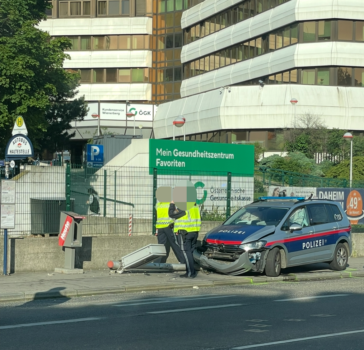 Am Donnerstag verunfallte ein Streifenwagen in Wien-Favoriten.