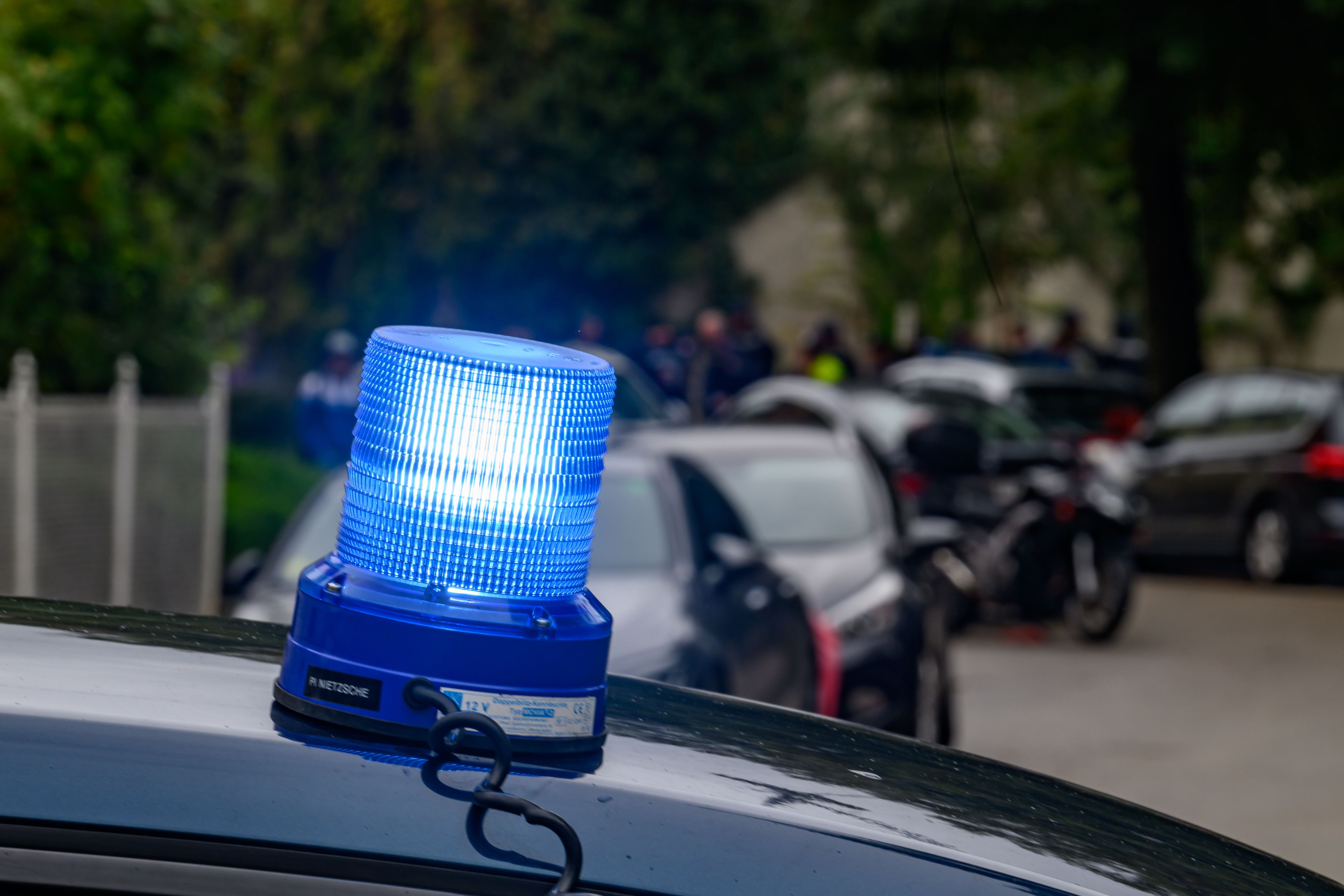 Eine Zivilstreife nahm die Verfolgung auf.