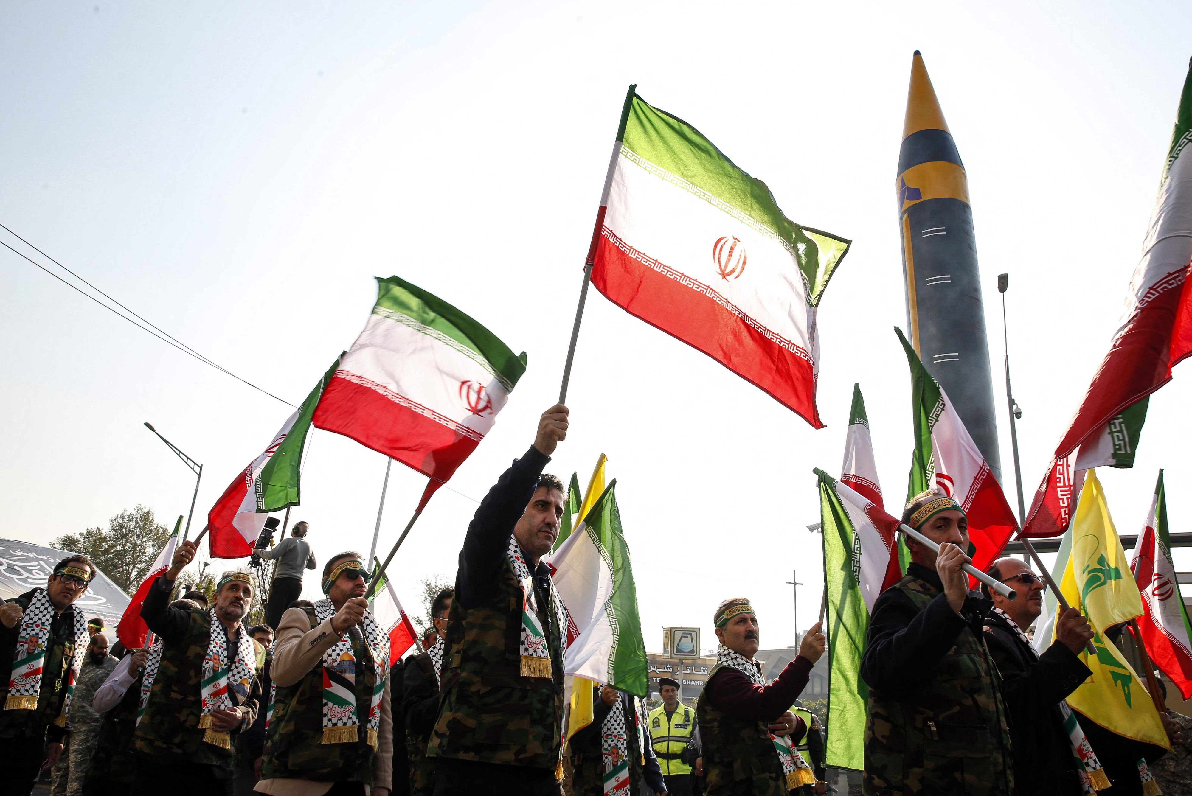 Die iranische Führung droht auch Israels Verbündeten mit Vergeltung.