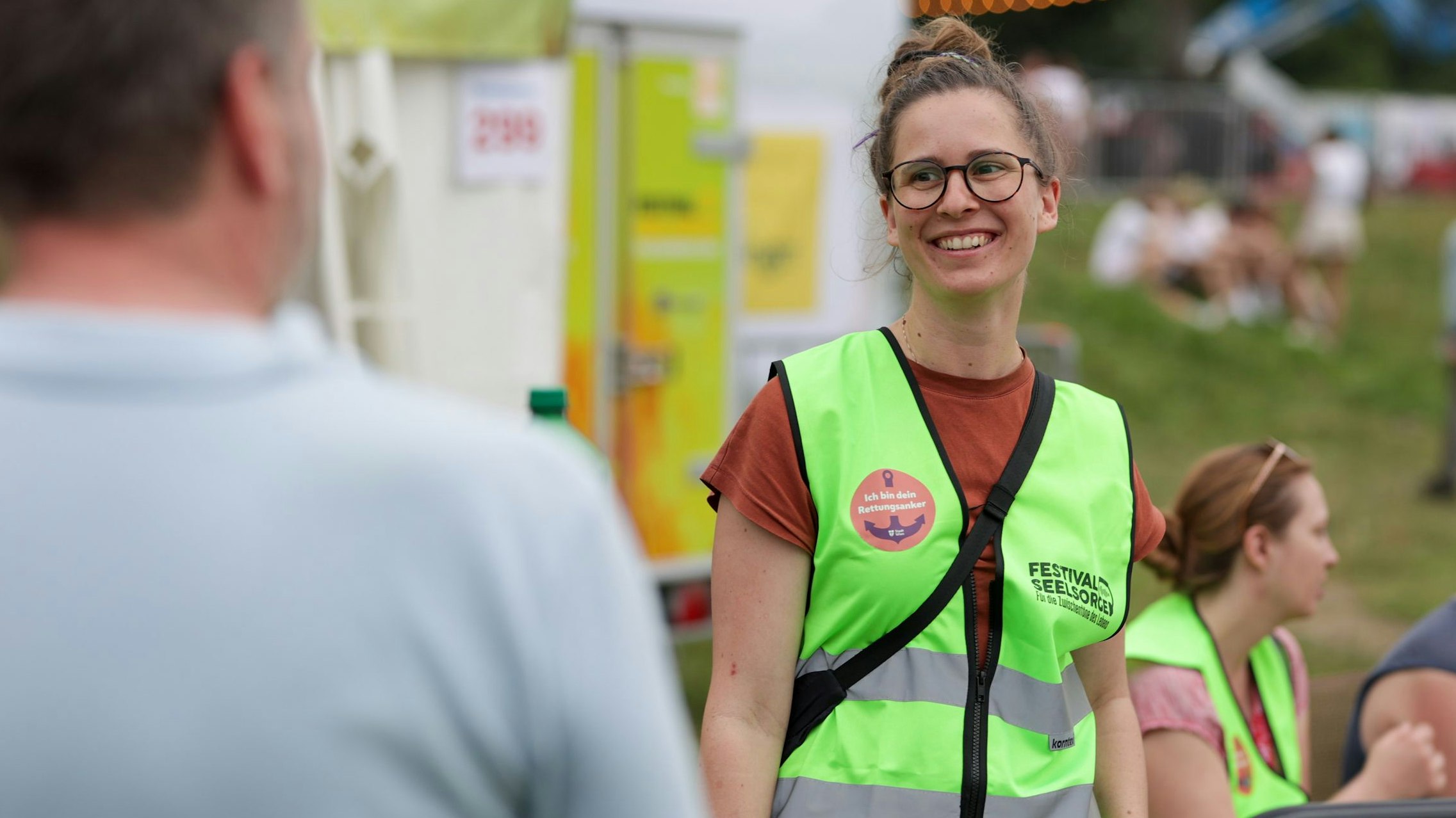 Seelsorger am Donauinselfest im Einsatz.