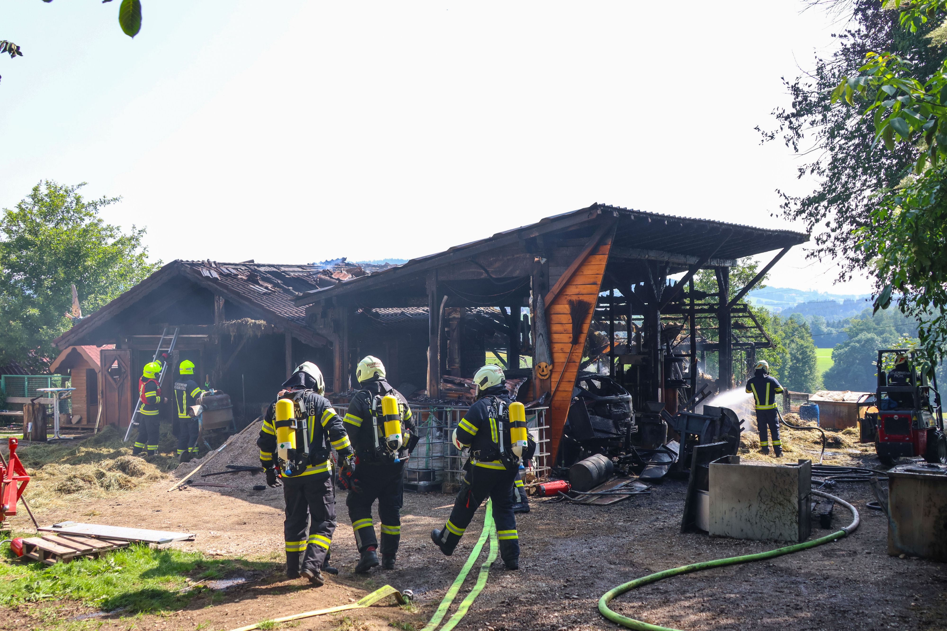 Zehn Feuerwehren waren am Vormittag im Einsatz.