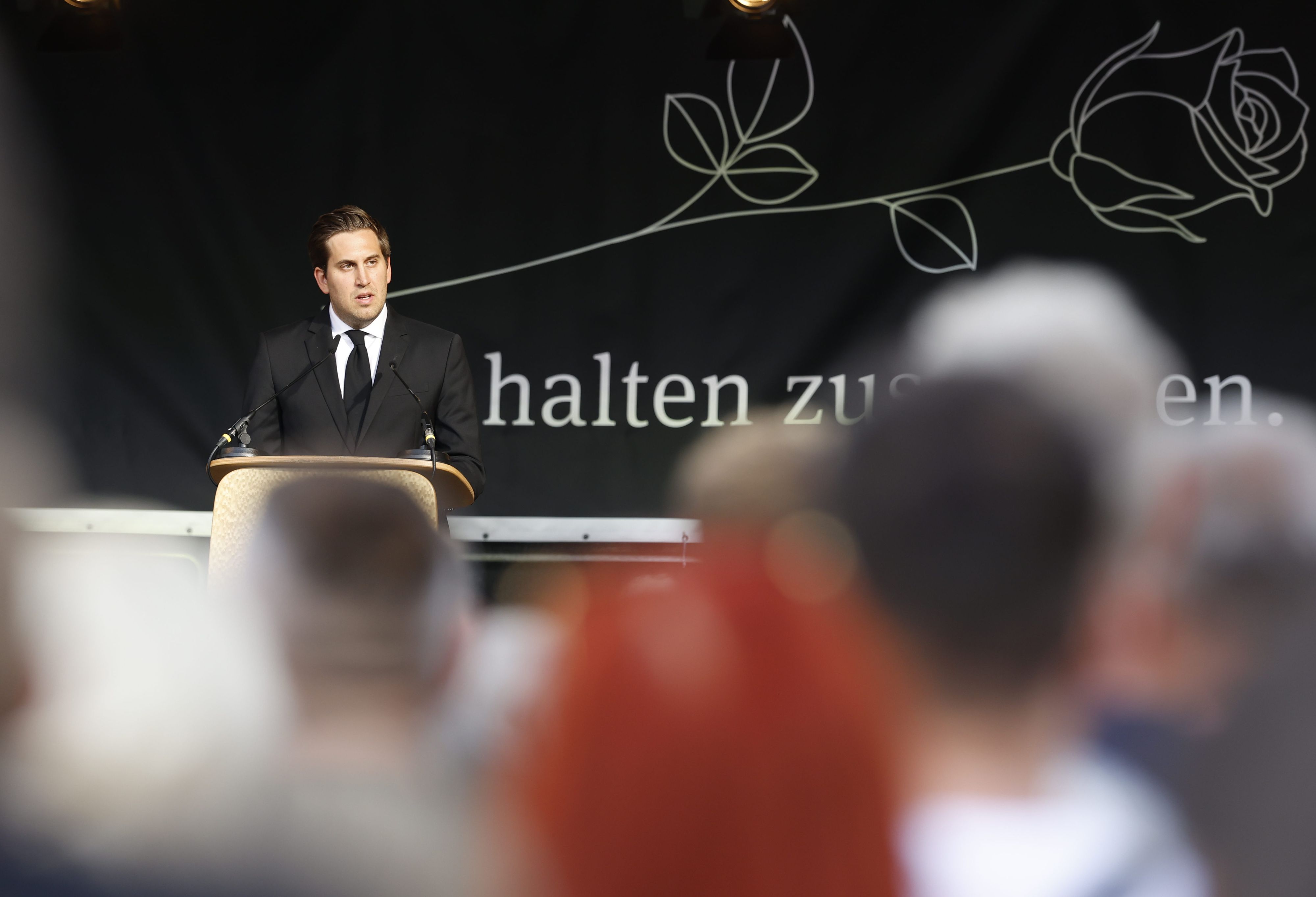 Staatssekretär Alexander Pröll (ÖVP) während der offiziellen Trauerfeierlichkeit am 15. Juni 2025 nach dem Amoklauf mit zehn Todesopfern in Graz.