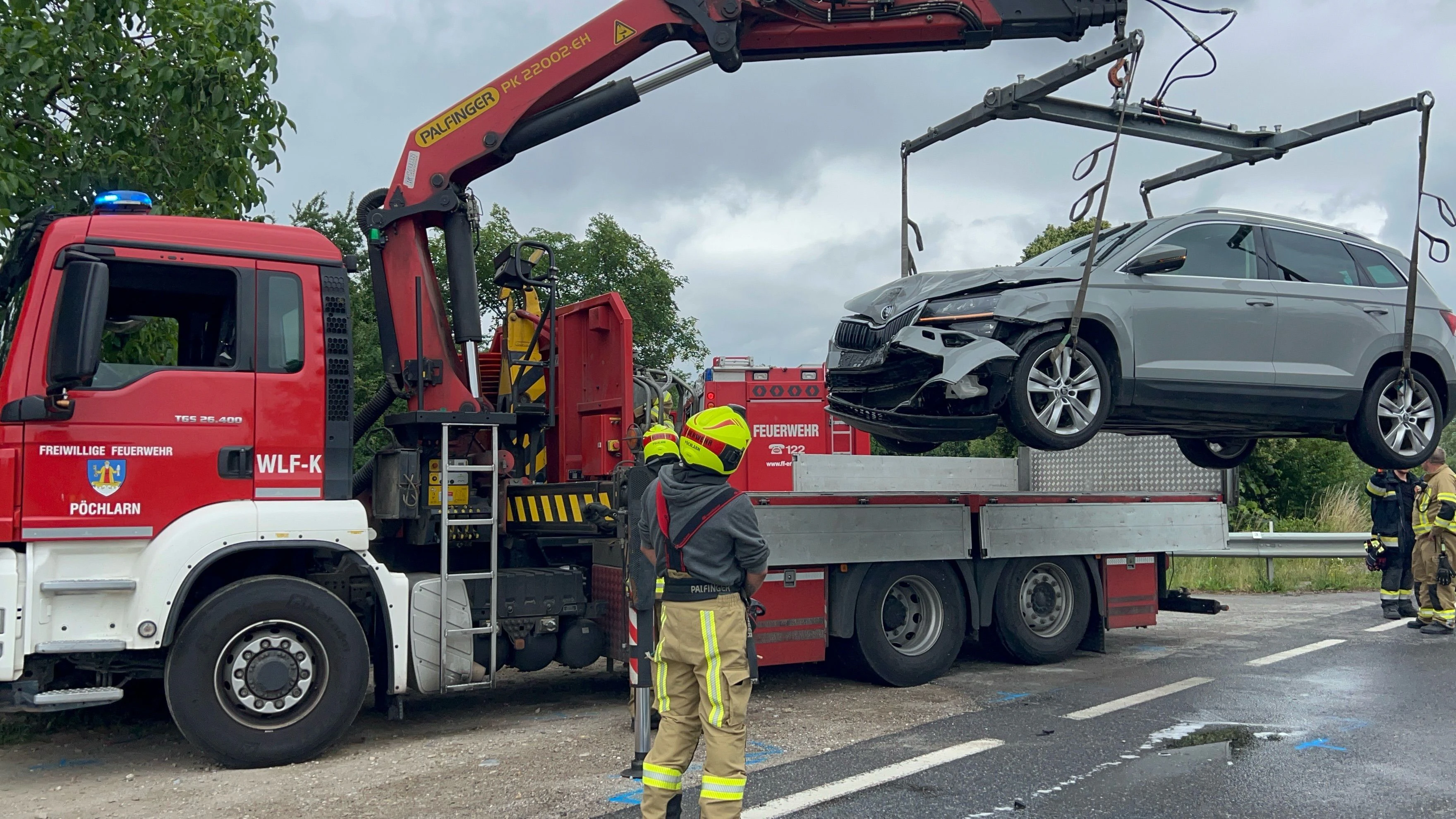 B1 Chaos Massenunfall Heute Stau Kilometerlang Alles Was Sie Uber Den Unfall Auf B1 Heute Wissen Mussen
