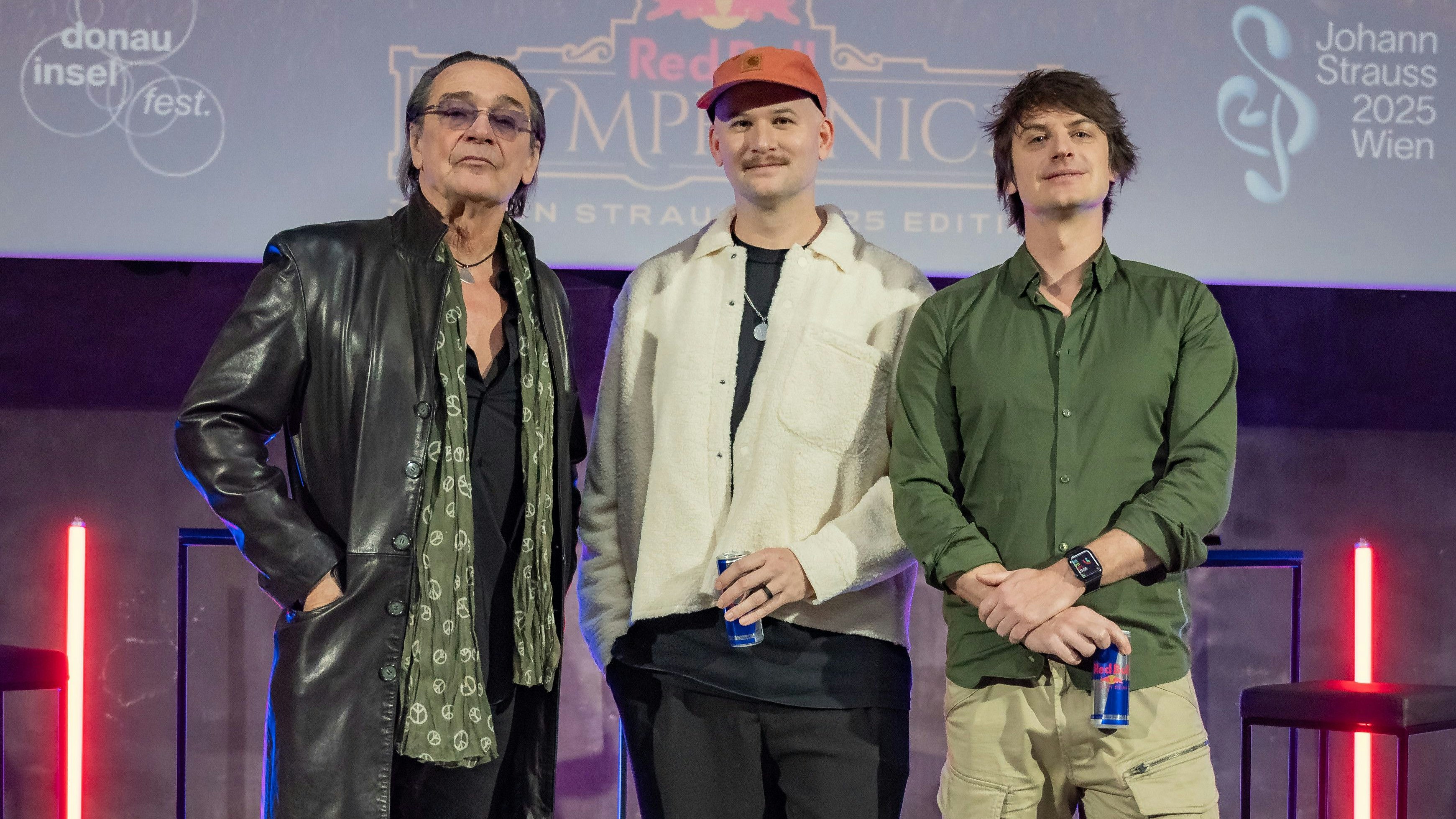 Heute.at - Camo & Krooked feiern mit Strauss am Donauinselfest