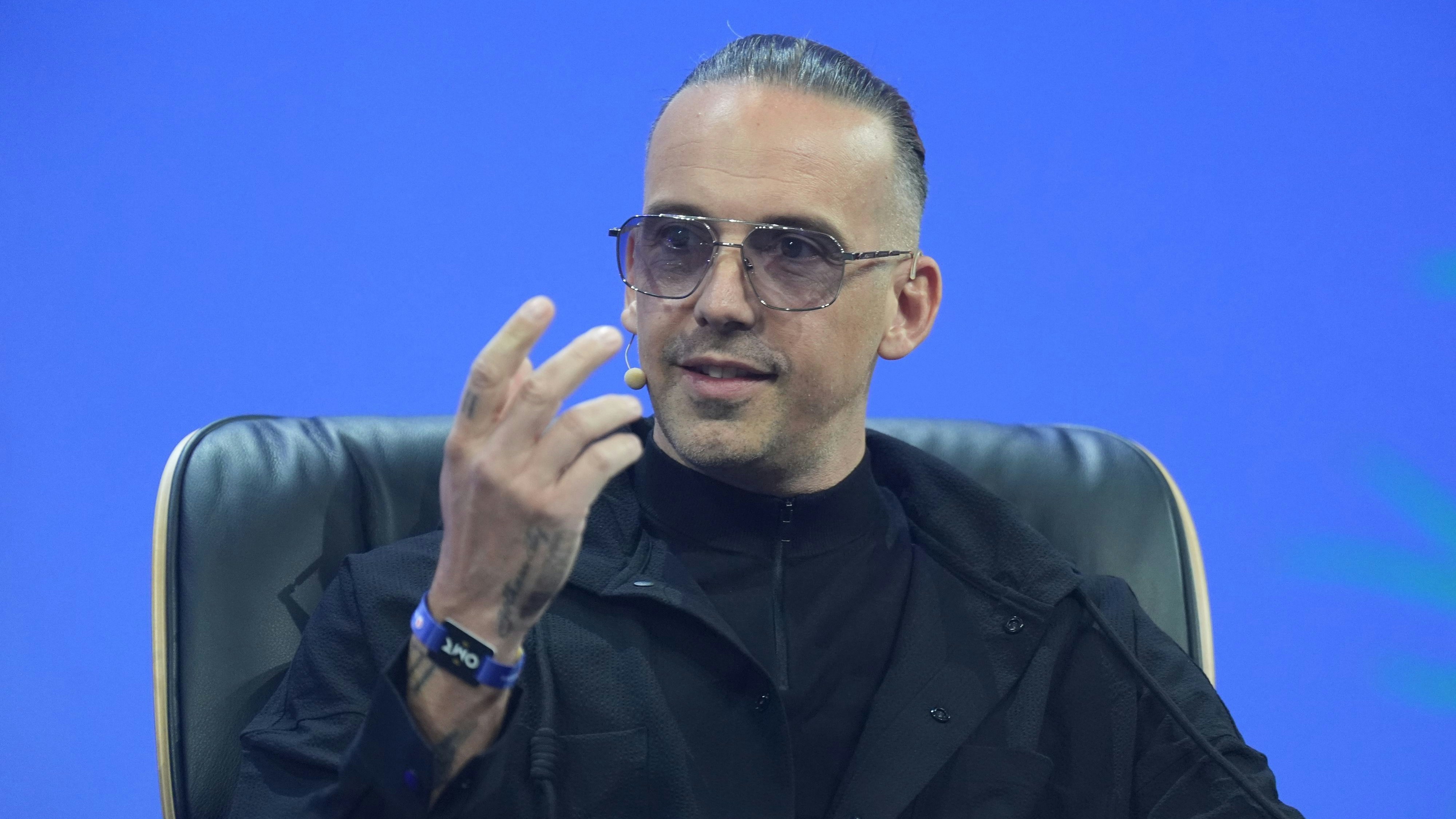 Heute.at - RAF enthüllt Song, hinter dem er heute nicht mehr steht