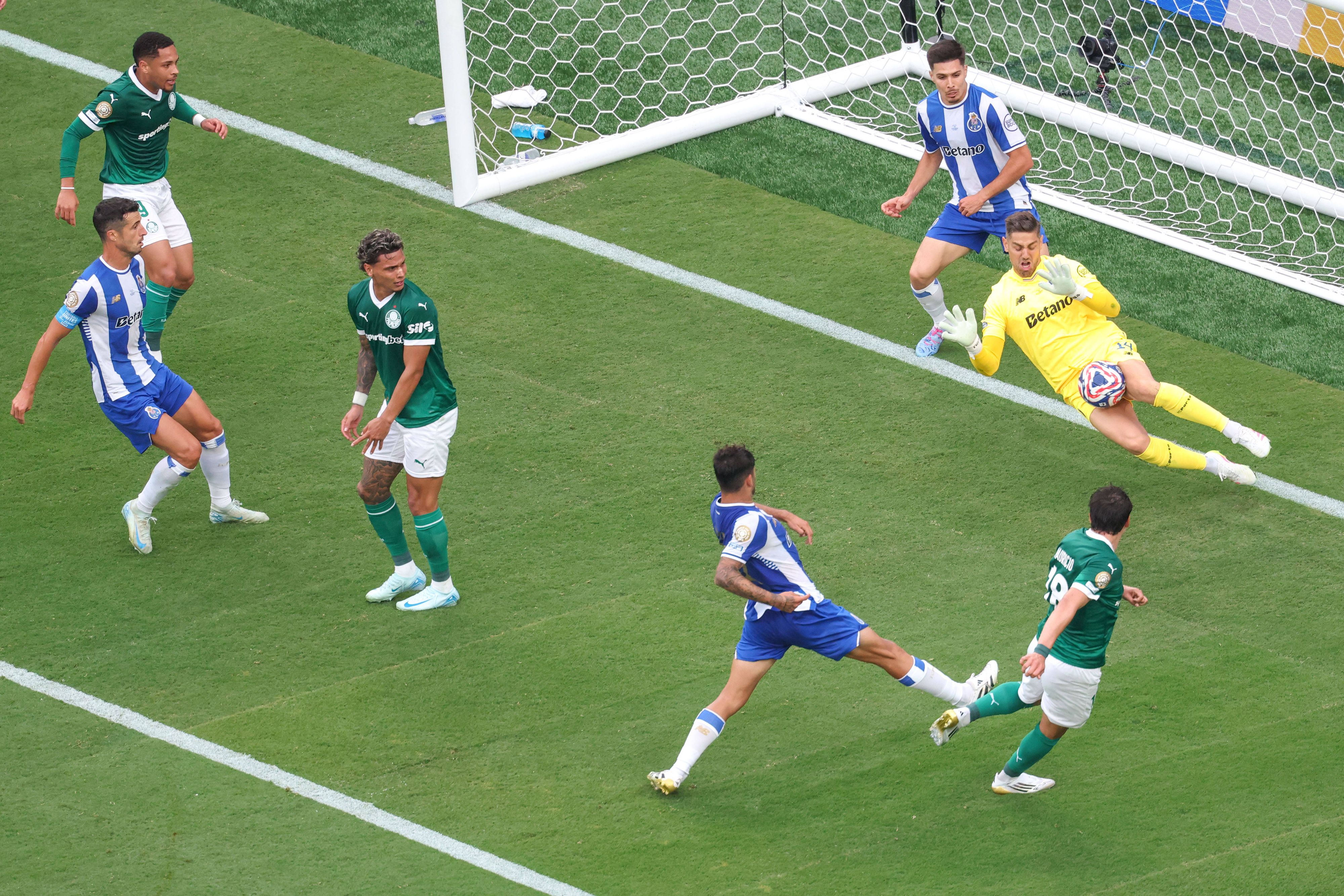 Porto-Ersatzgoalie Ramos brachte die Brasilianer zur Verzweiflung.