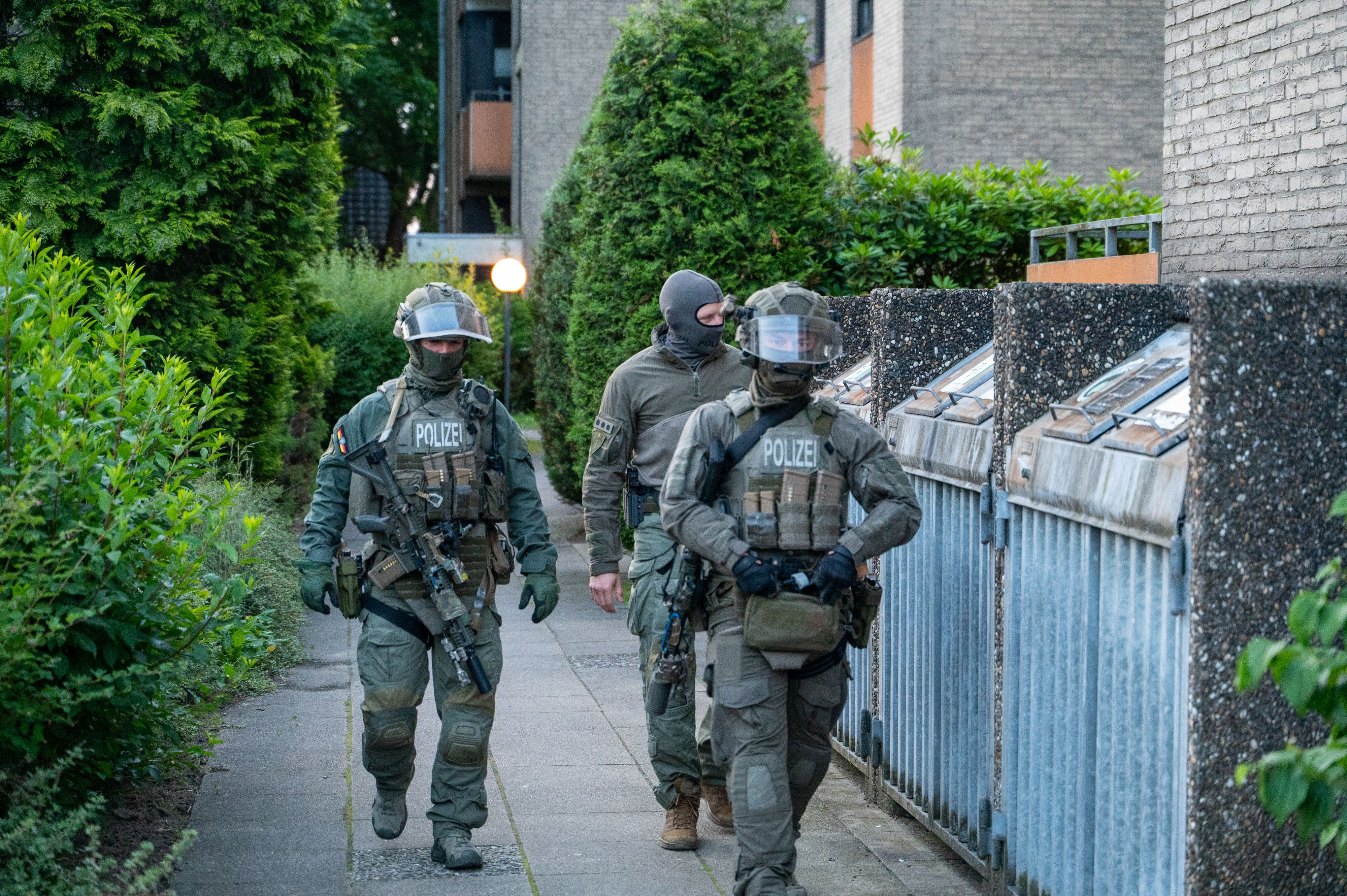 Das Spezialeinsatzkommando (SEK) sicherte die Wohnung.