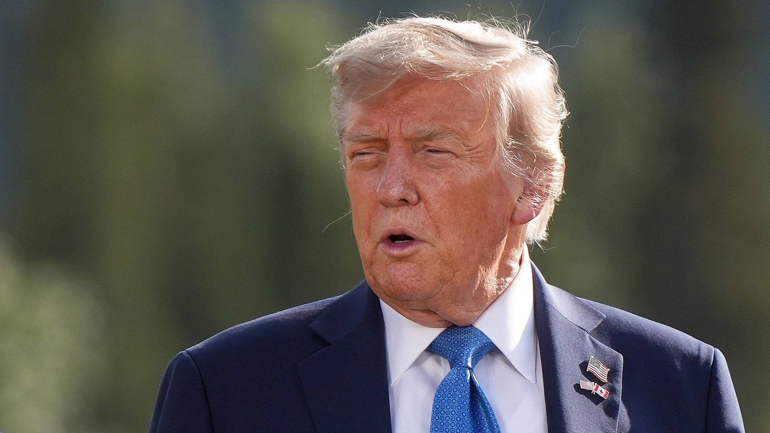 June 16, 2025, Kananaskis, Ab, CANADA: Prime Minister Mark Carney, from left to right, U.S. President Donald Trump and British Prime Minister Keir Starmer pose for the family photograph during the G7 Summit in Kananaskis, Alta., Monday, June 16, 2025. Kananaskis CANADA PUBLICATIONxINxGERxSUIxAUTxONLY - ZUMAc35_ 20250616_zaf_c35_256 Copyright: xDarrylxDyckx