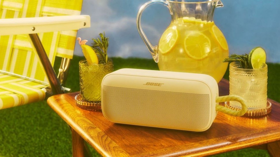 Der Bose SoundLink Plus ist zwischen dem SoundLink Flex und dem Max positioniert. 