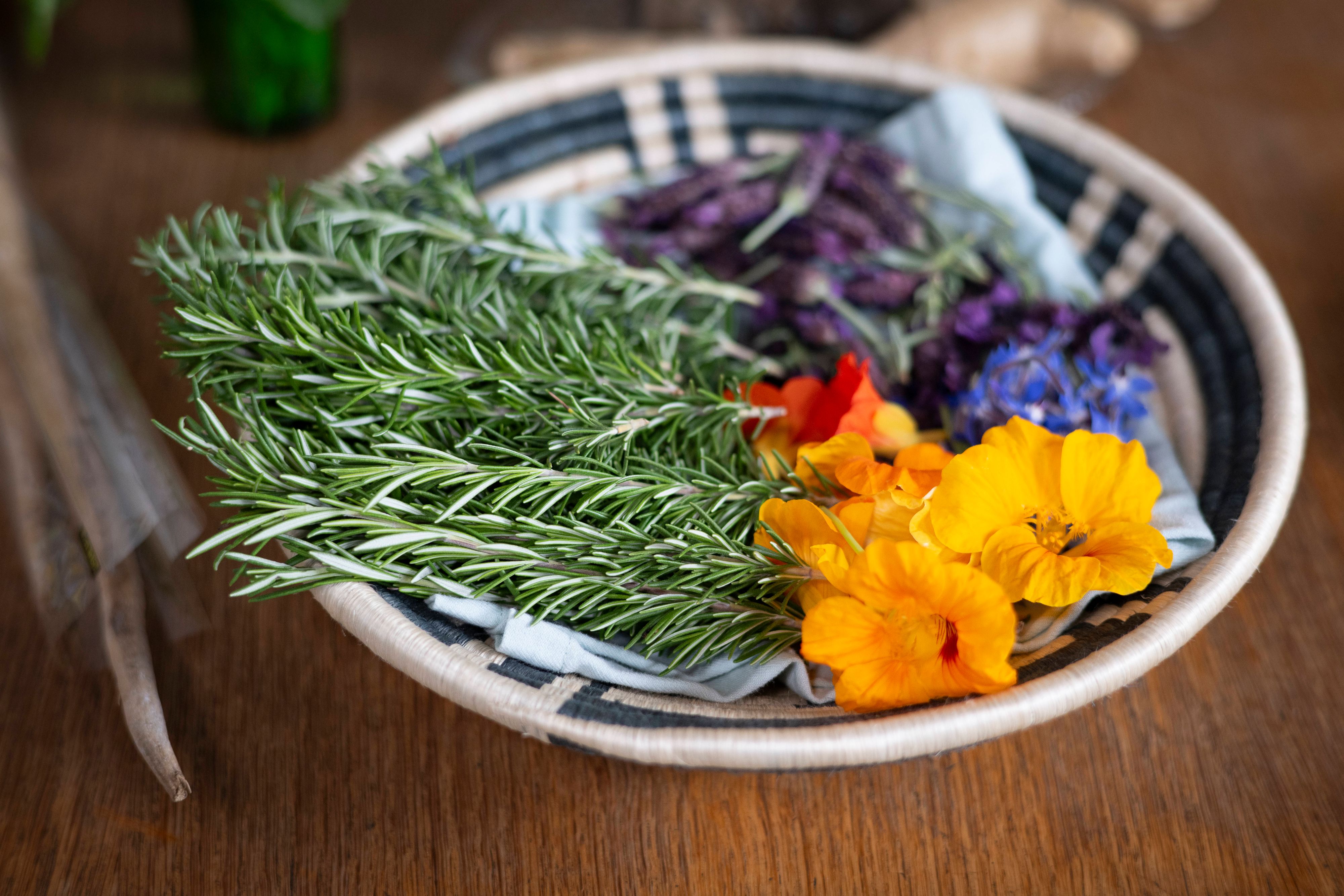 Viele Kräuter haben positive Eigenschaften, Rosmarin soll aber vielleicht sogar im Kampf gegen Alzheimer helfen.