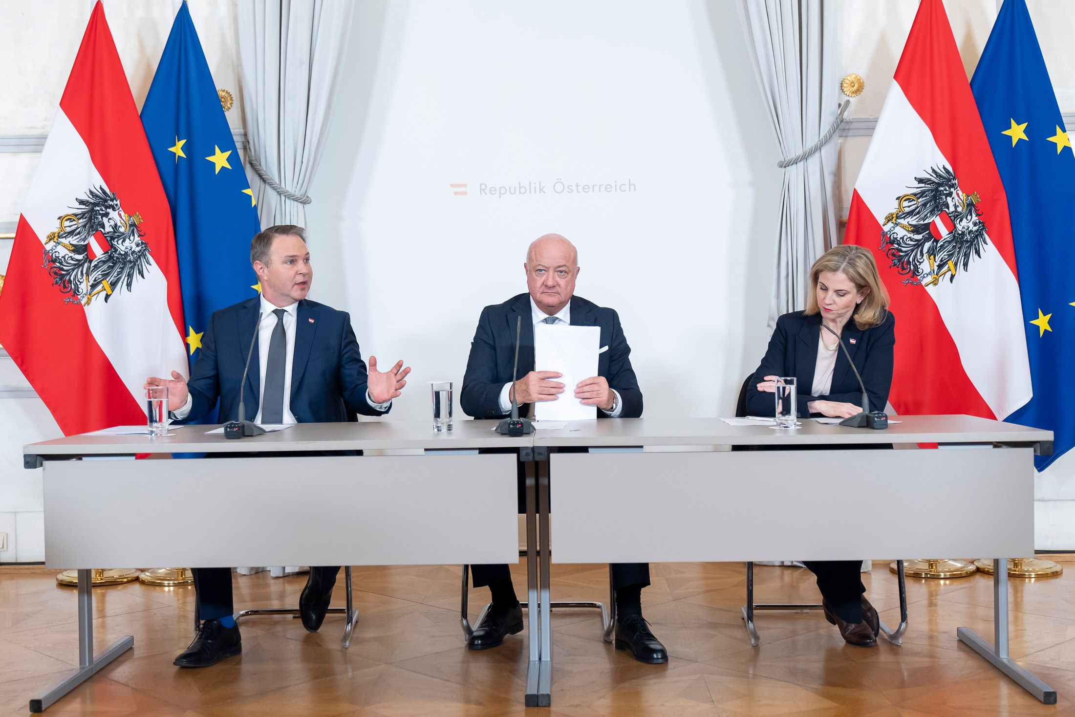 Gönnen sich Generalsekretäre samt Büro: Stocker, Babler, Meinl-Reisinger