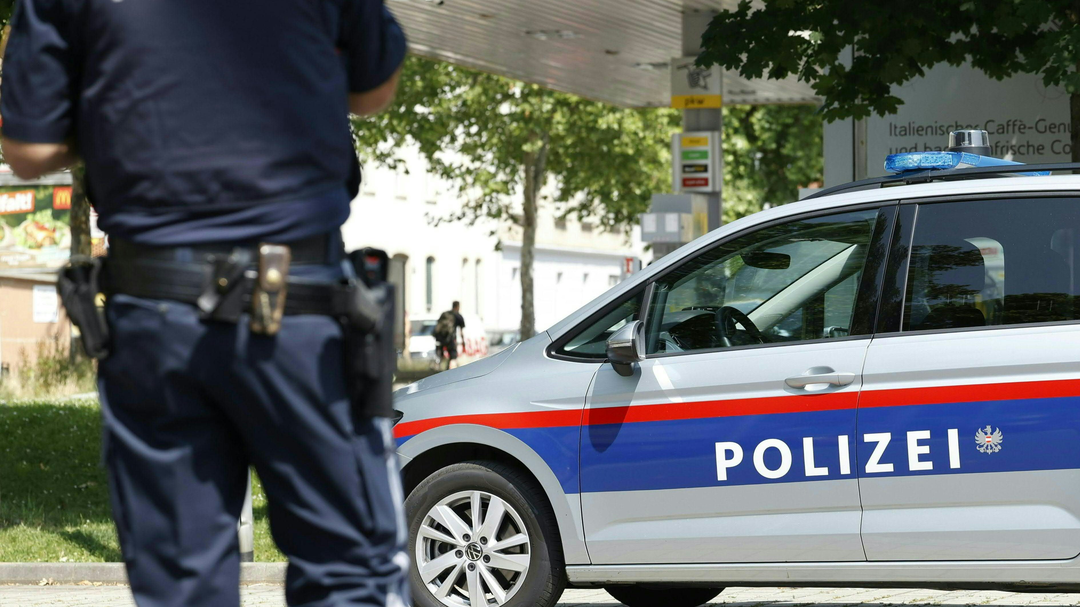 Sechs Teenager konnten nach der Attacke gefasst werden. (Symbolbild)