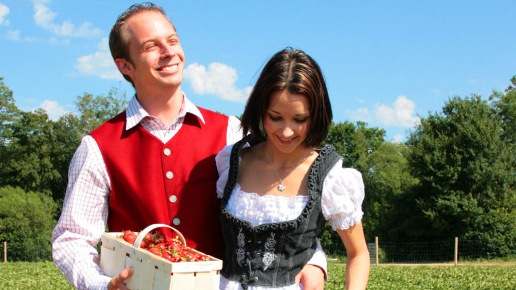 Bei den Wurzers am Erdbeerfeld