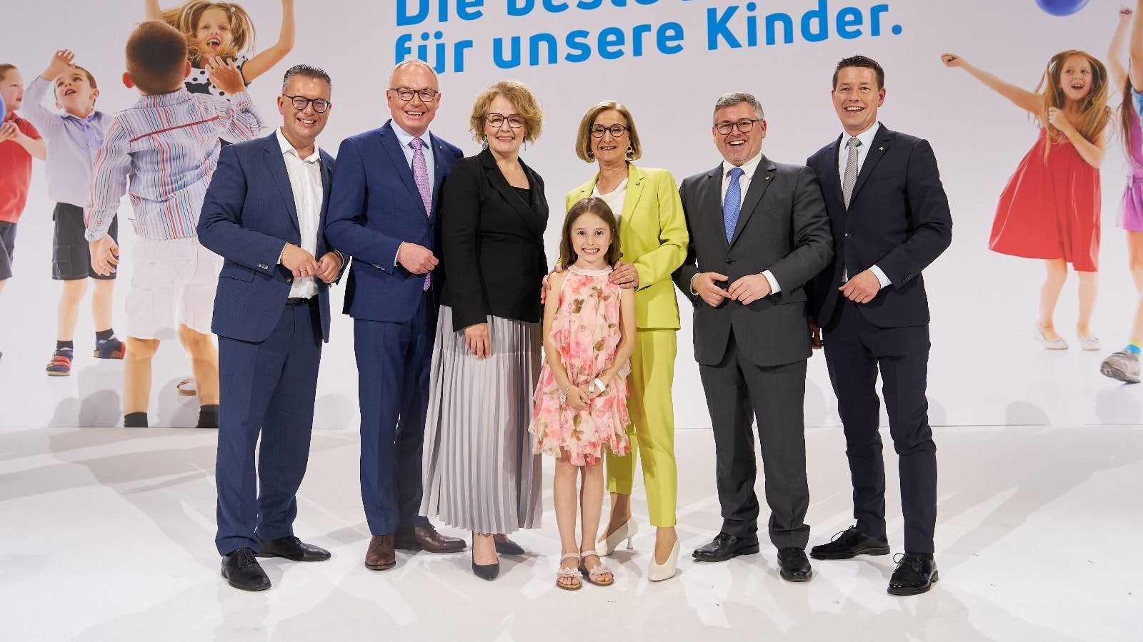 Heute.at - Verantwortung übernehmen – VPNÖ feiert 80. Geburtstag