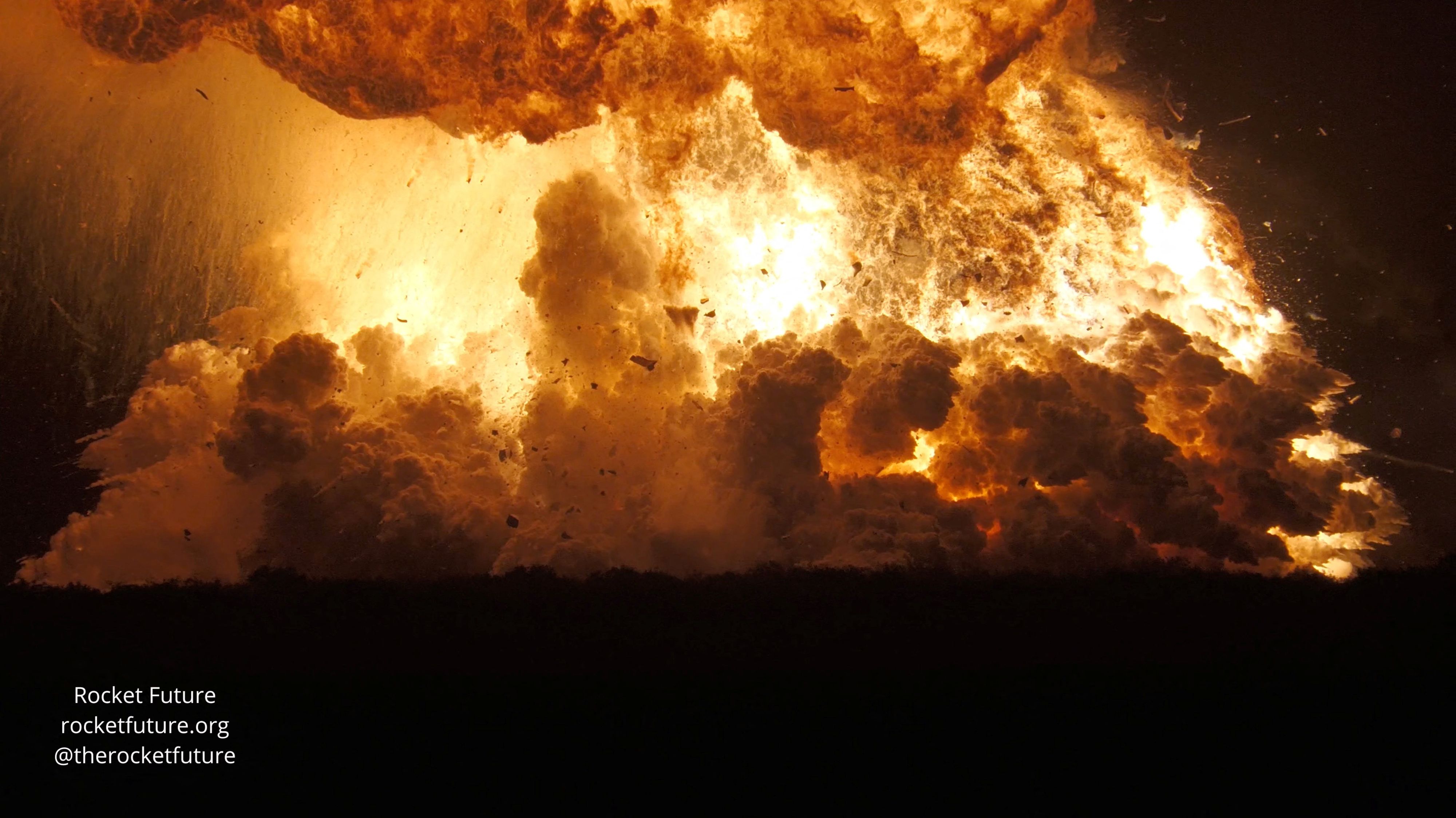 Bei einem Routinetest ist die SpaceX-Rakete in Flammen aufgegangen. 