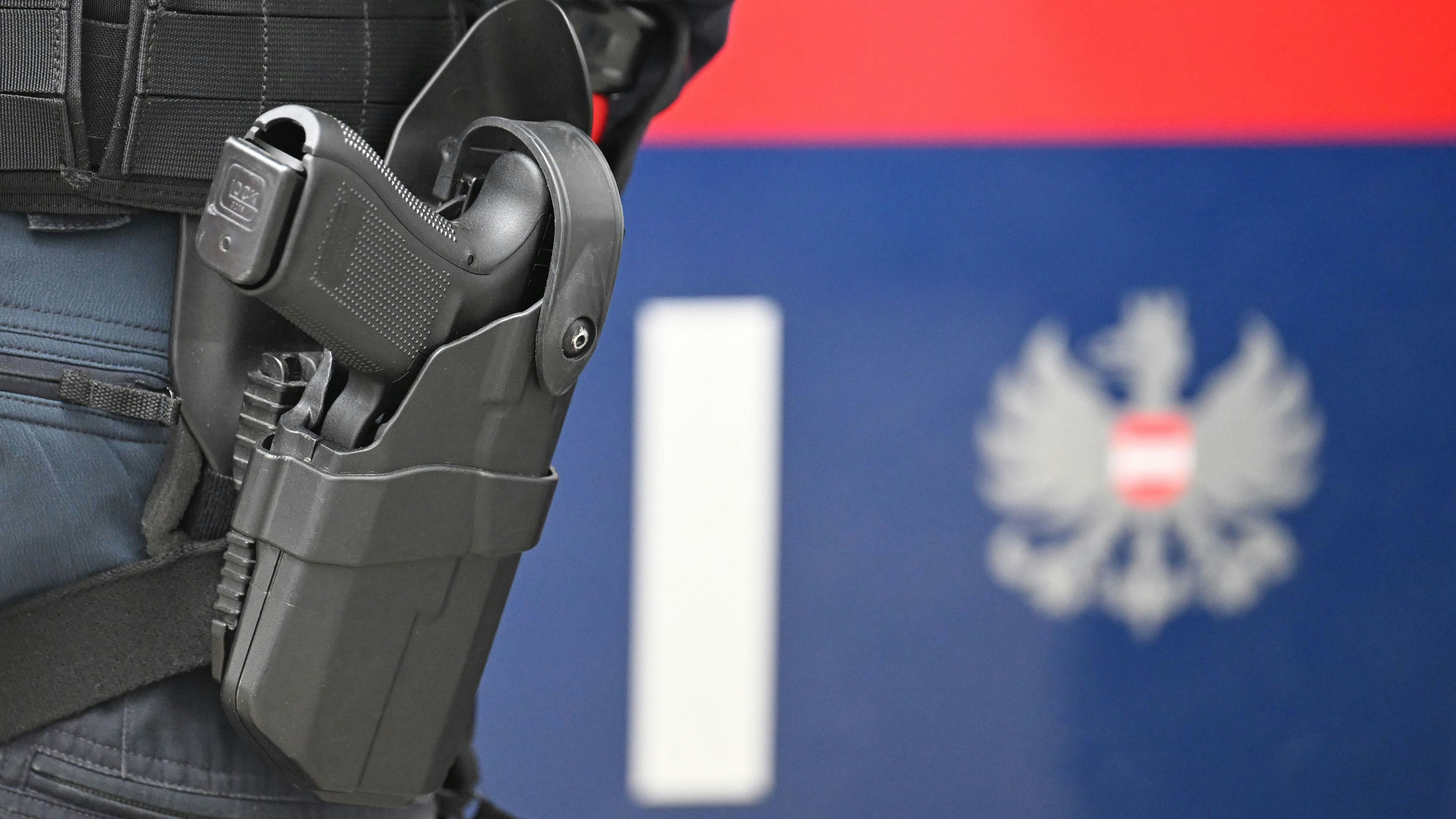 Gegen den Tatverdächtigen wurde ein Betretungs- und Annäherungsverbot ausgesprochen. (Symbolbild)