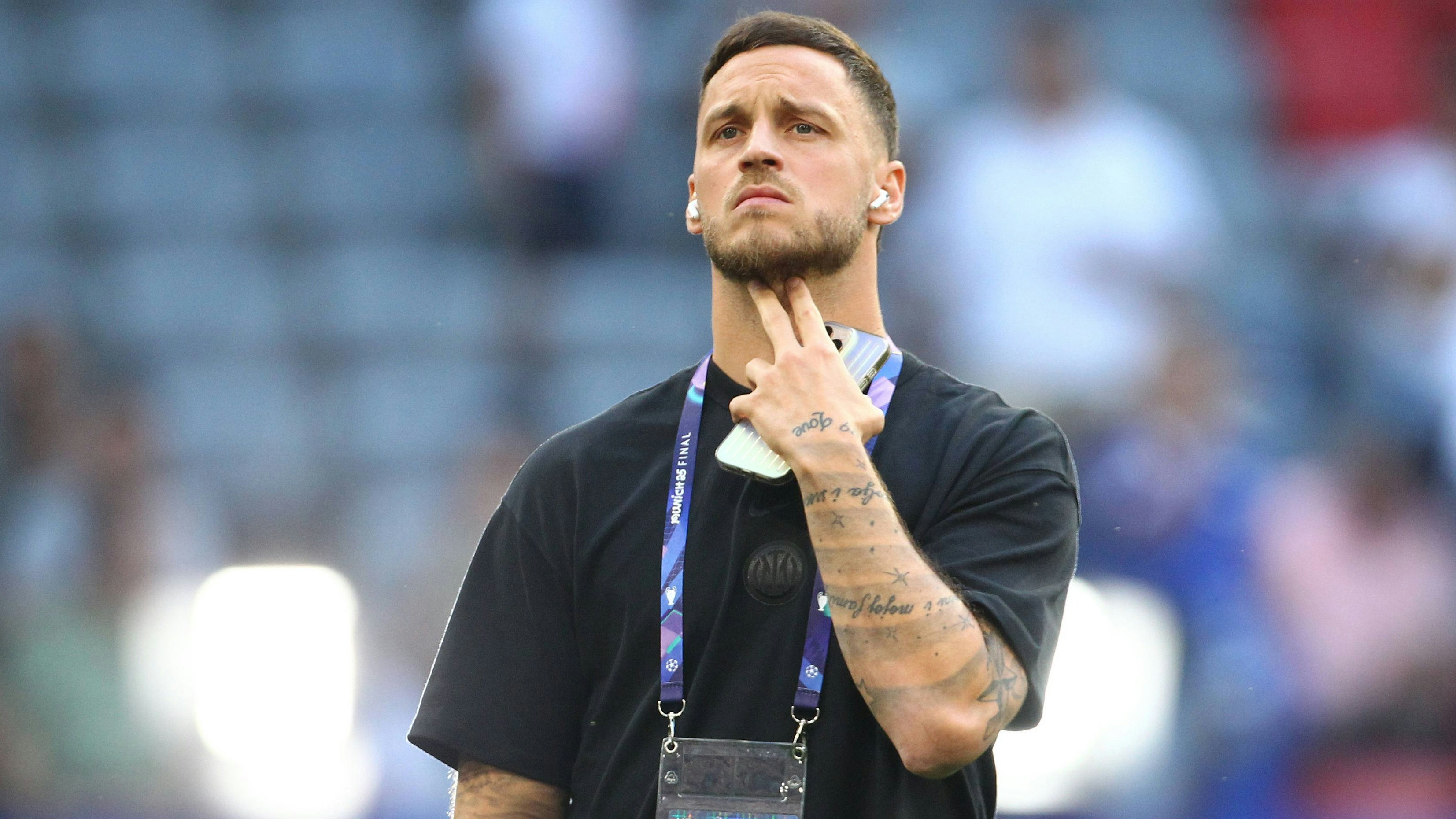 Heute.at - Maskierte stürmten Villa von ÖFB-Star Arnautovic